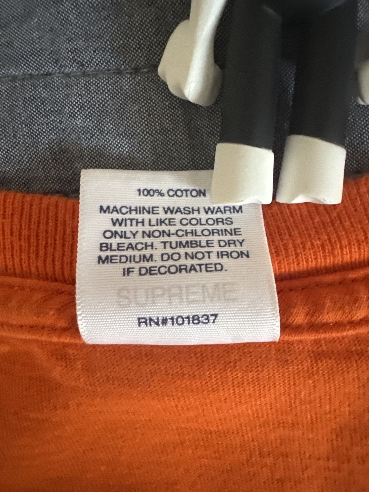 Supreme supreme shop tee orange ss20 Size US M / EU 48-50 / 2 - 5 Thumbnail