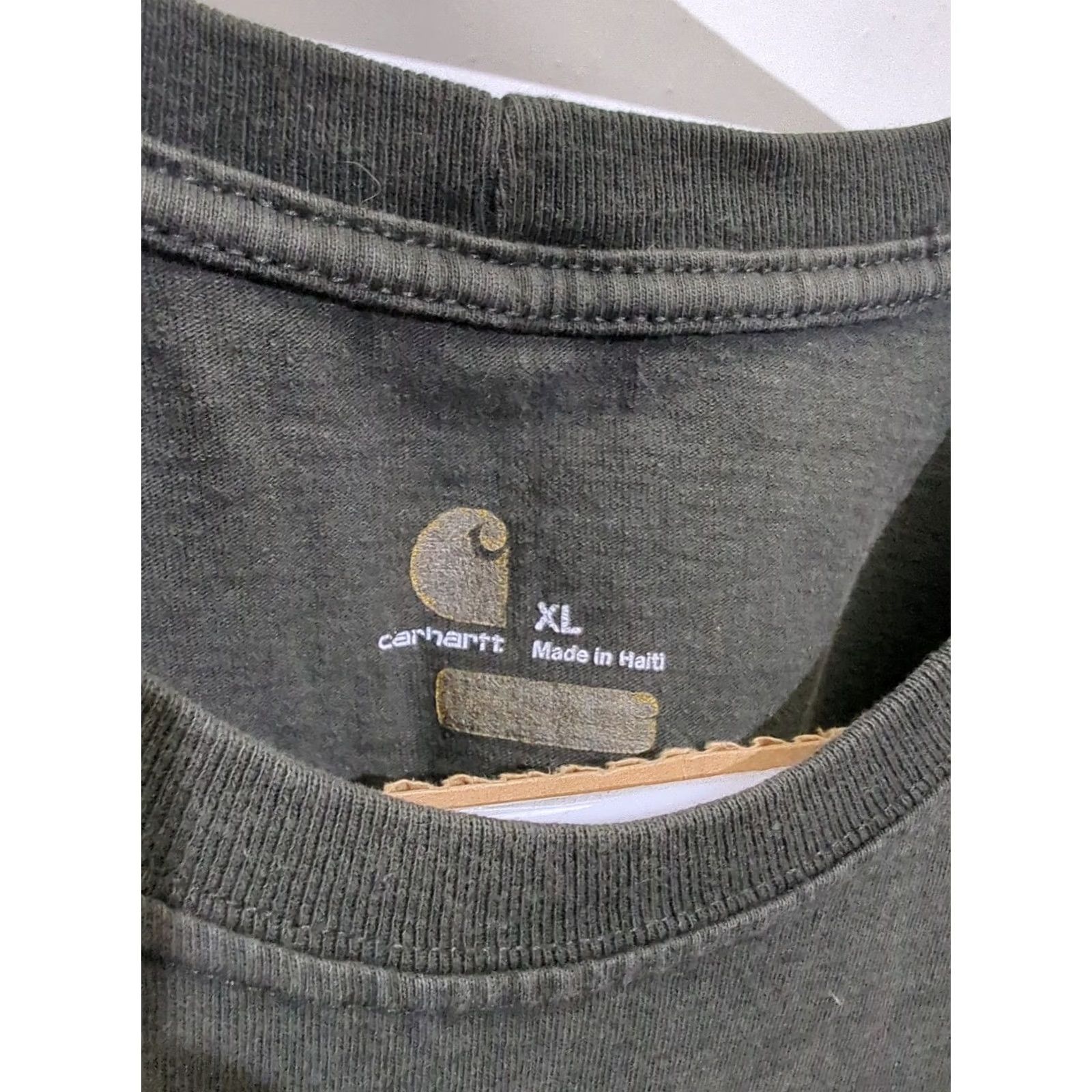Carhartt Carhartt Mens XL Black Original Fit Short Sleeve T-Shirt Spell Out Logo Faded Size US XL / EU 56 / 4 - 3 Thumbnail