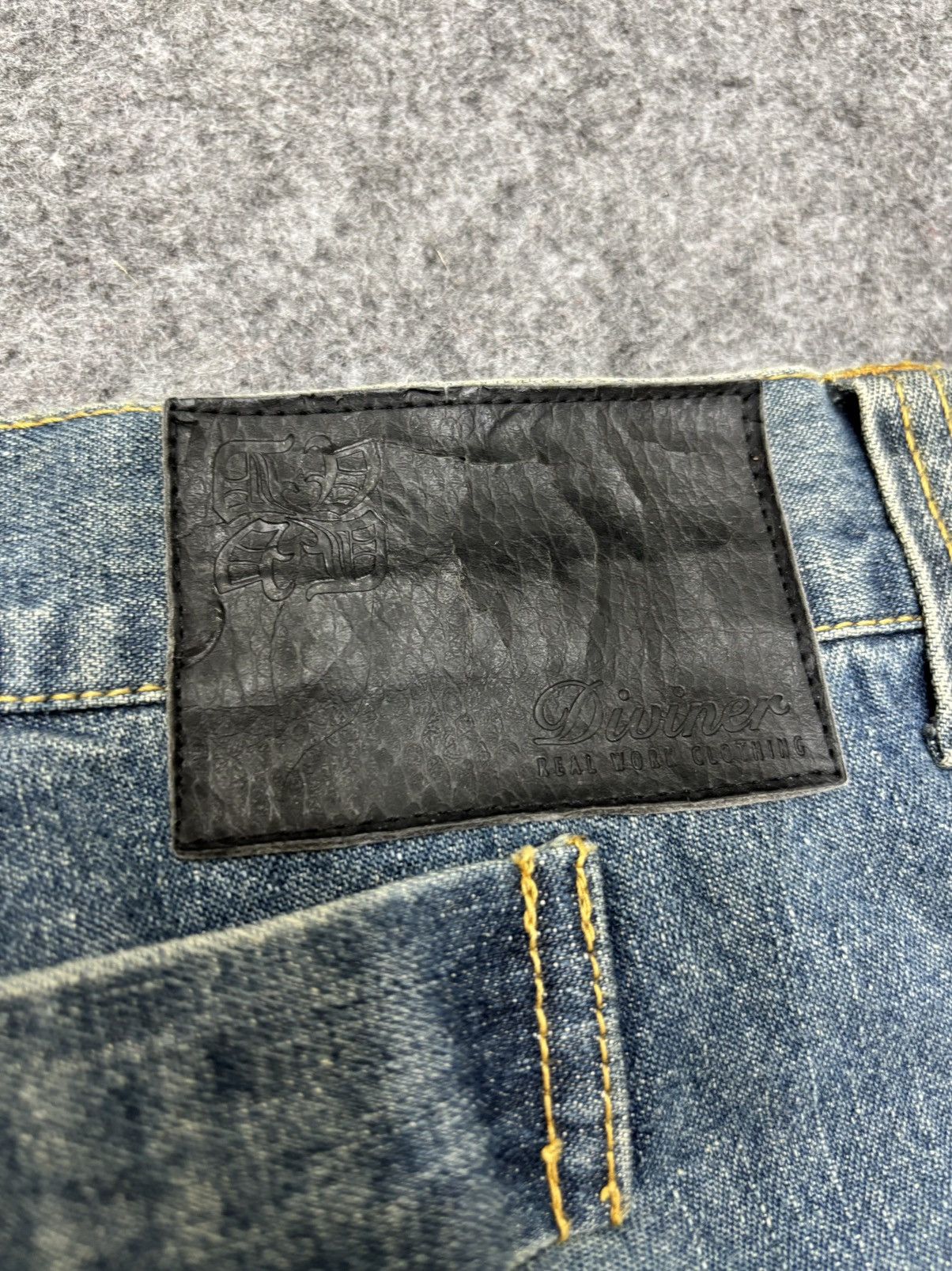 Japanese Brand DIVINER Japan Distressed Carpenter Denim F689 Size US 34 / EU 50 - 16 Thumbnail