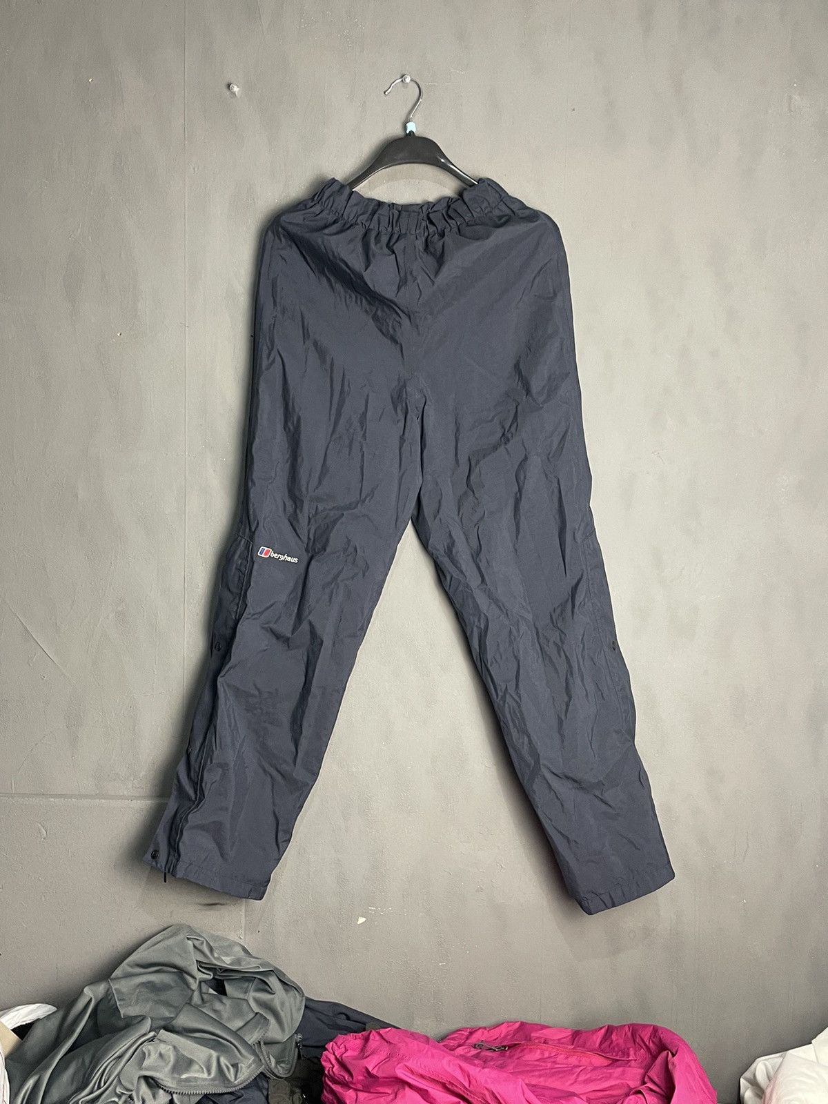 Berghaus BERGHAUS womens Pants Size 28" / US 6 / IT 42 - 1 Thumbnail