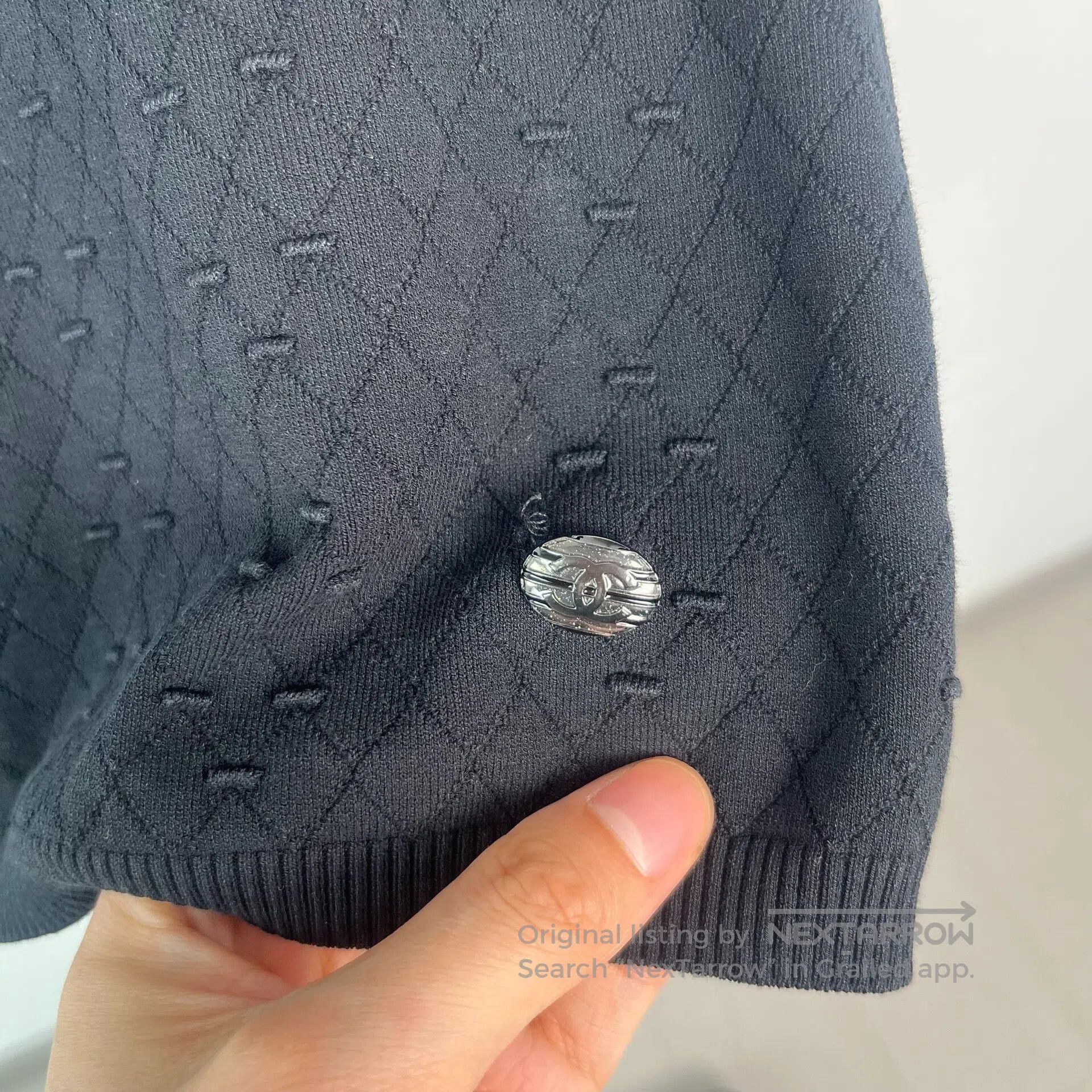Chanel Chanel Black crew-neck patterned short-sleeve shirt, size Size XXS / US 00 / IT 34 - 3 Thumbnail