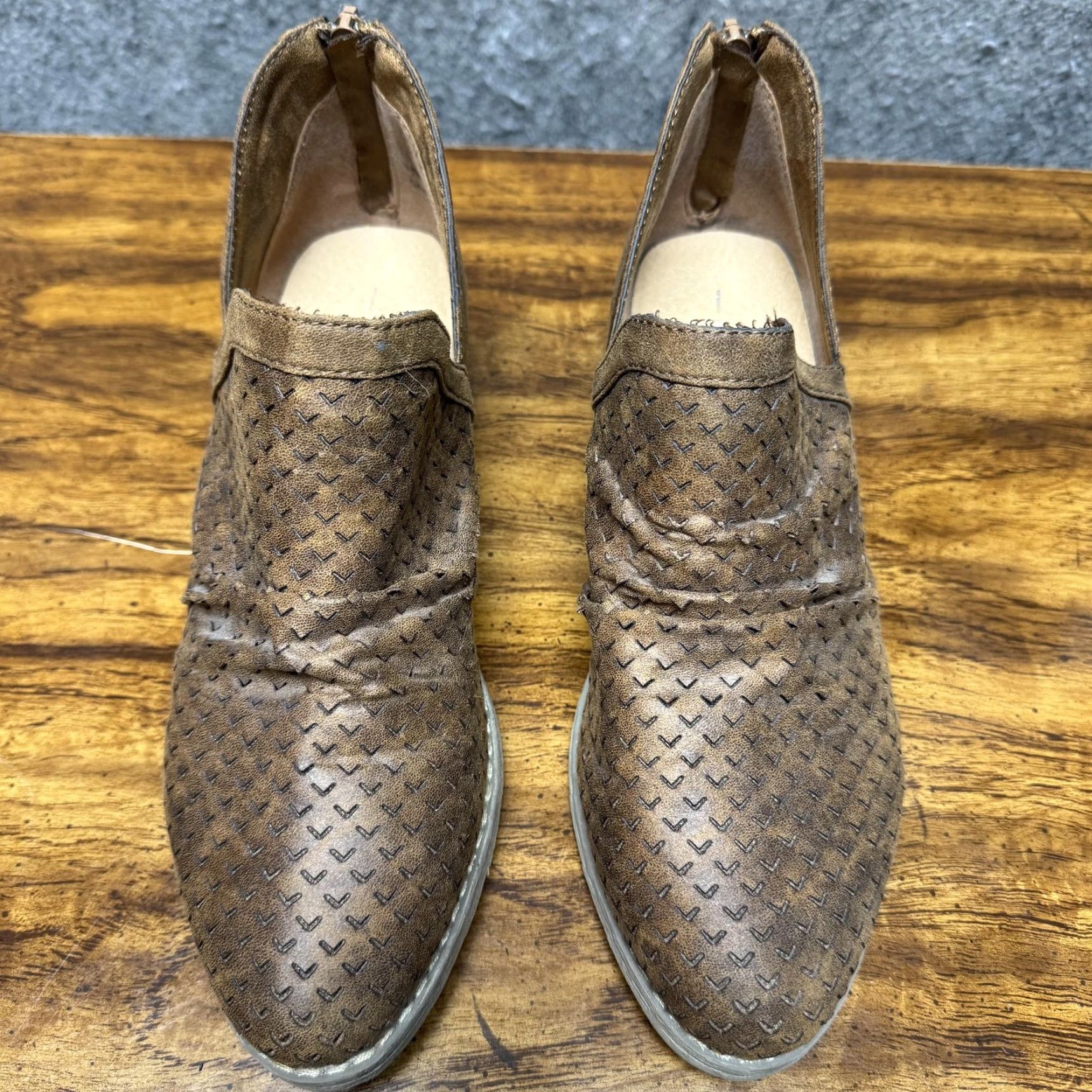 Vintage Report Daxton Boots Womens 7.5 Brown Ankle Bootie Cutout Perforated Low Heel Boots Casual Geometric Laser-Cut Breathable WMS 7.5 DAXTON Womens Size US 8 / IT 38 - 7 Thumbnail