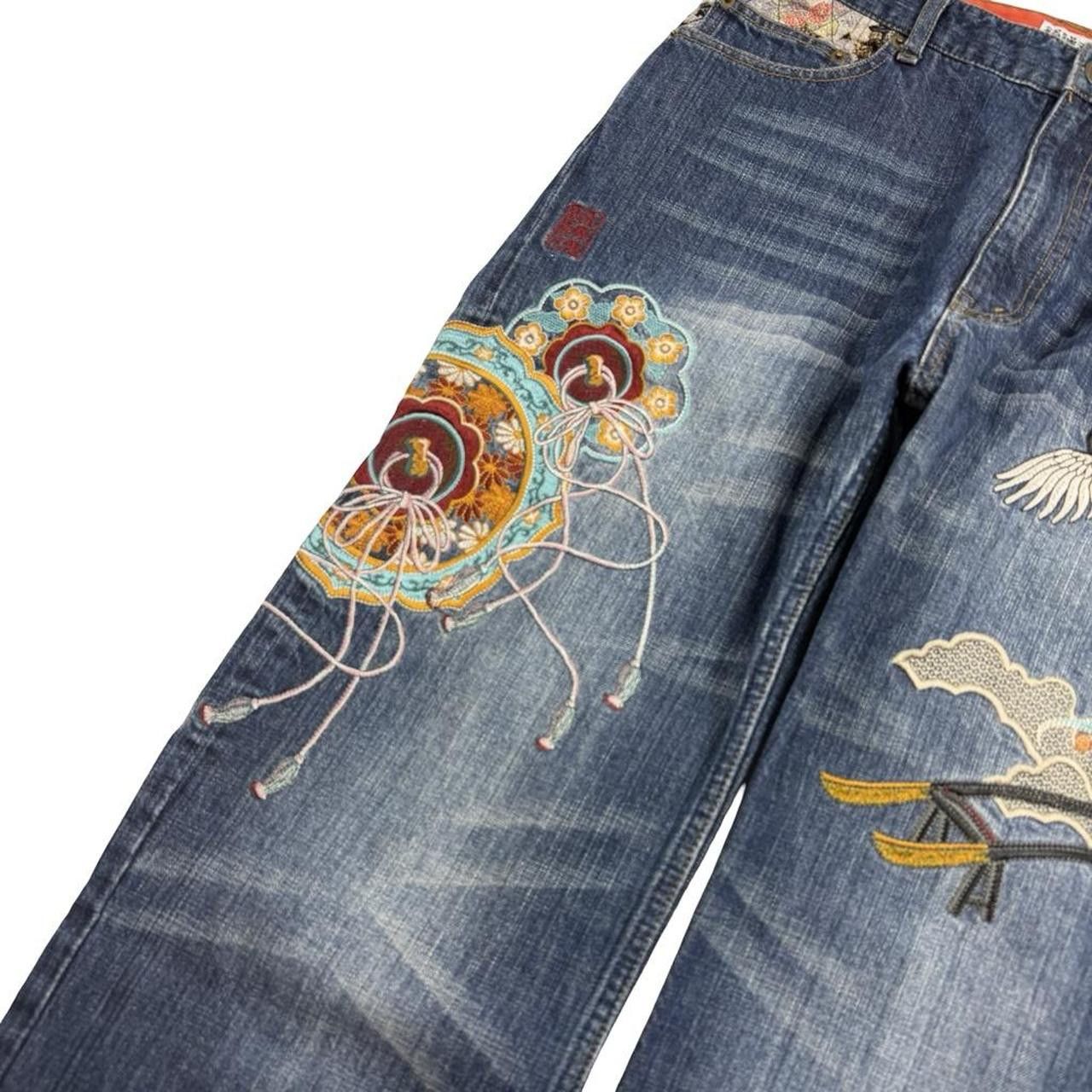 Karakuri Tamashii Karakuri Tamashii Embroidered Floral Japanese Jeans Waist 33 Size US 33 - 2 Thumbnail