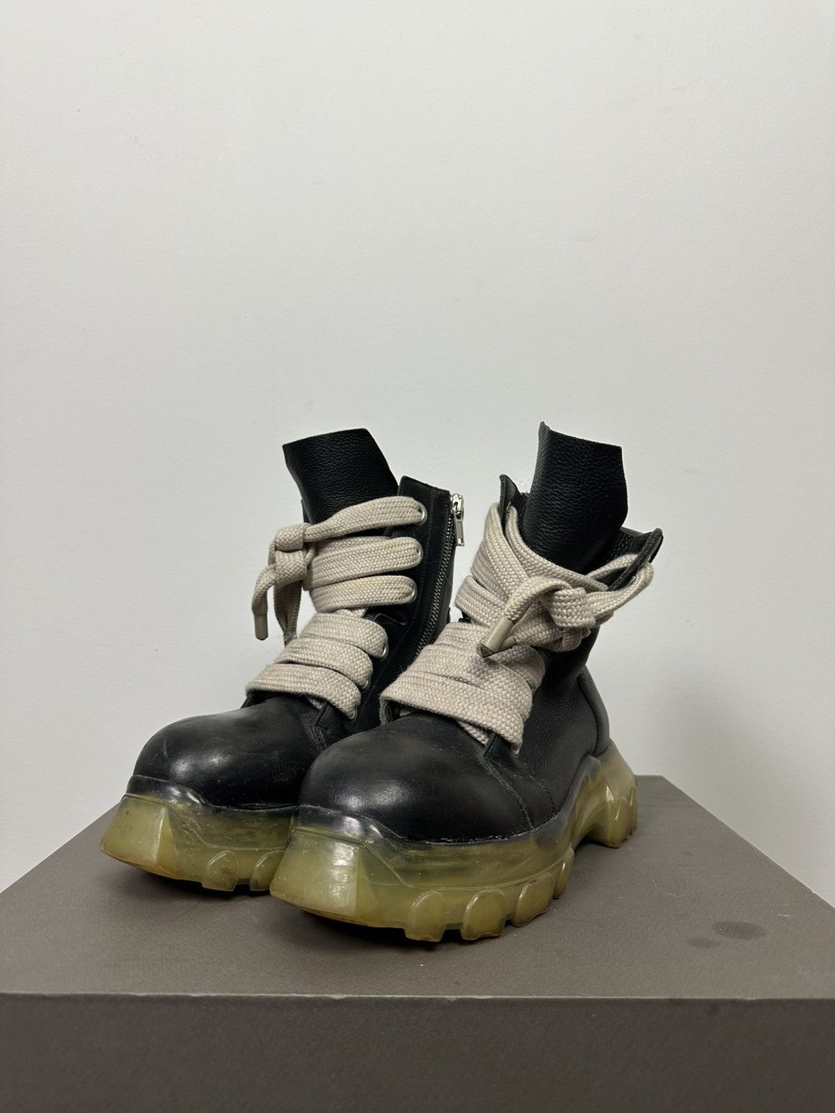 Rick Owens FW22 ‘STROBE’ Jumbo Lace Bozo Boots Size US 10 / EU 43 - 2 Thumbnail