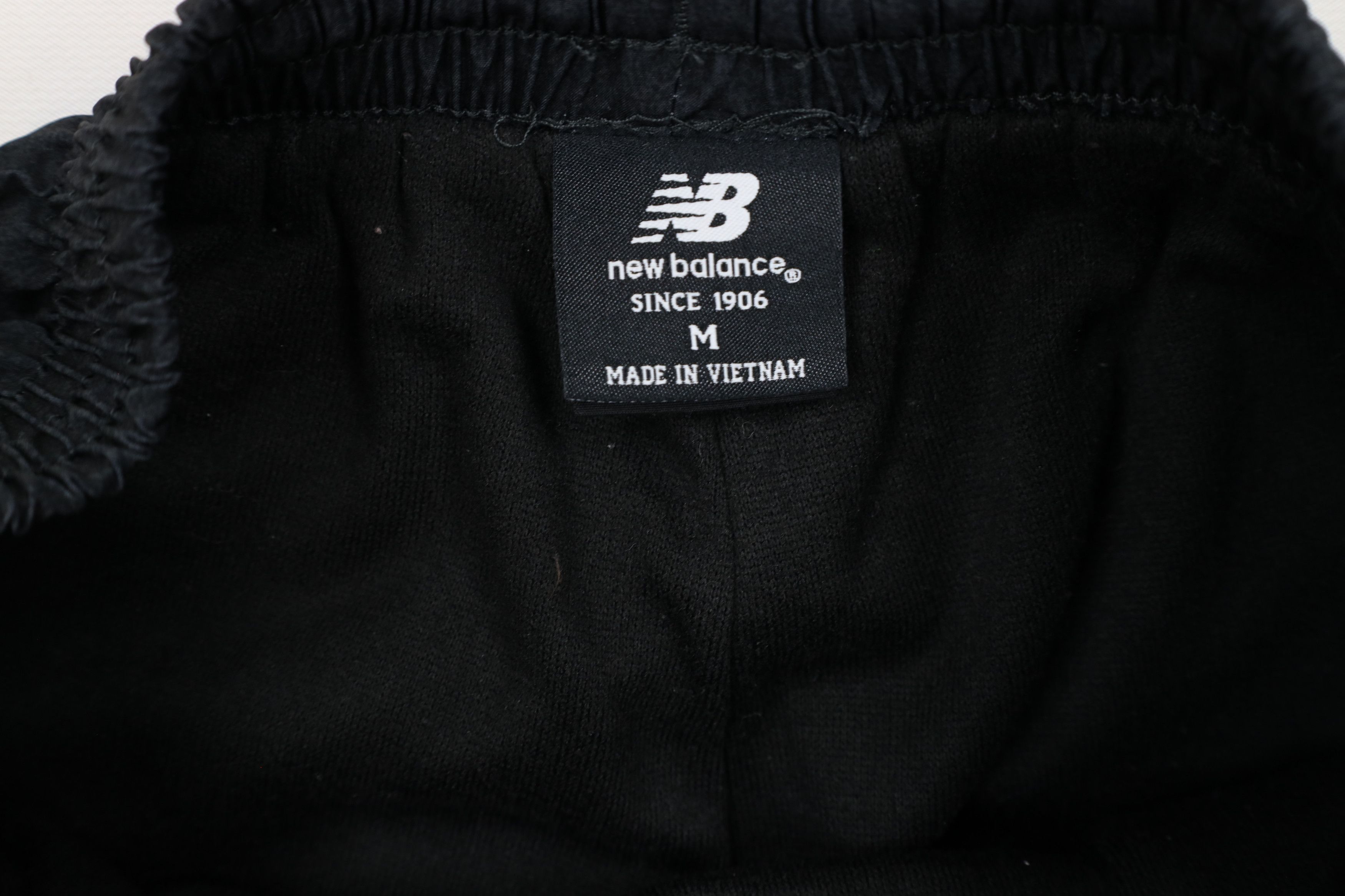 New Balance × Vintage Vintage Y2K New Balance Spell Out Reflective Pants Dark Gray Size US 34 / EU 50 - 8 Thumbnail