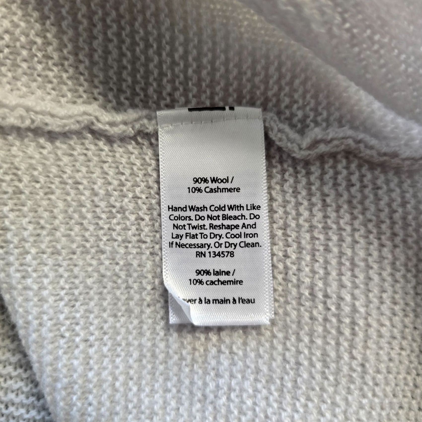 Vineyard Vines Vineyard Vines Sweater Womens Small Gray Wool Cashmere Minimal Capsule Casual Pullover Long Sleeve V-Neck Regular Size S / US 4 / IT 40 - 7 Thumbnail