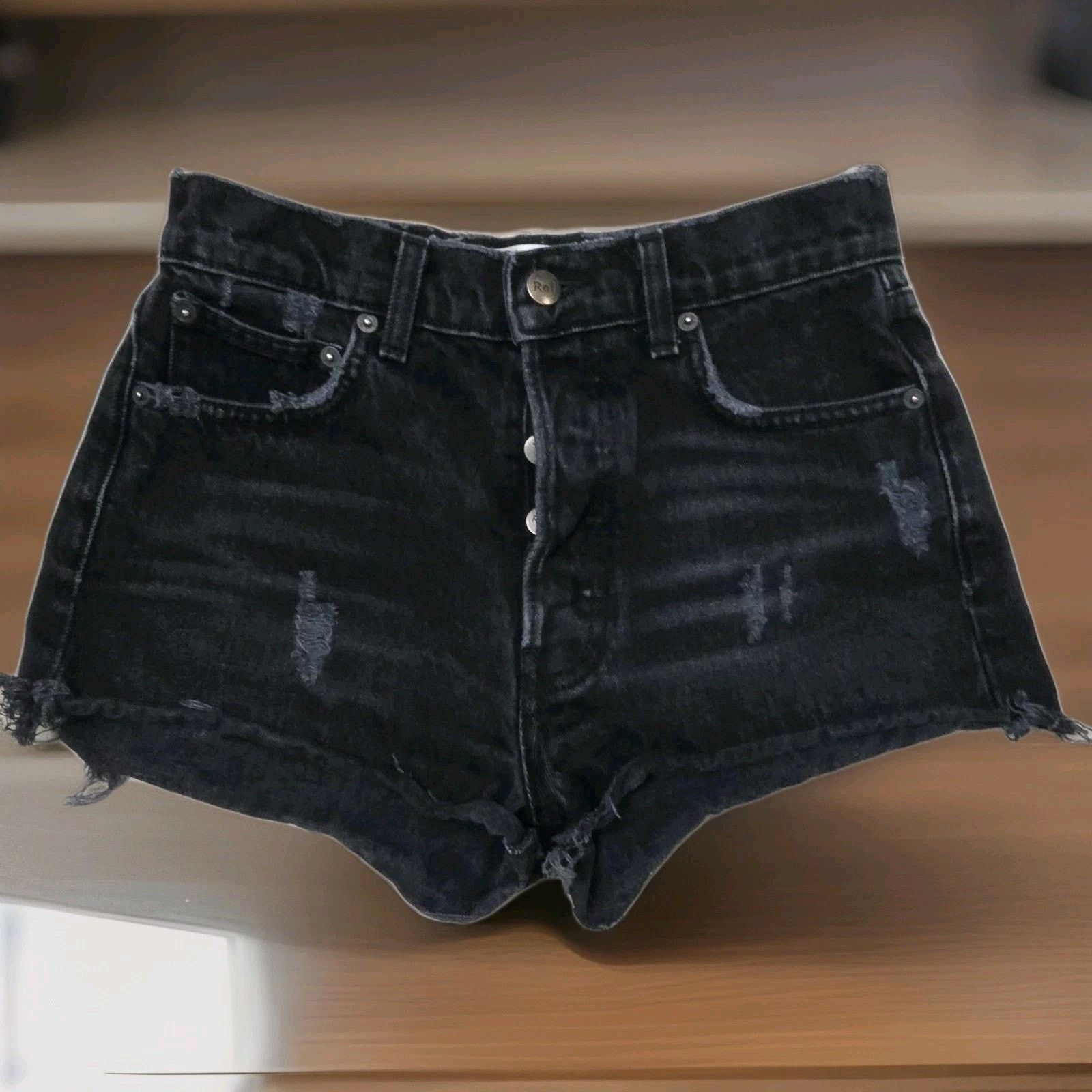 Reformation Reformation Womens Denim High Rise Black Shorts 25 Size 25" / US 0 / IT 36 - 1 Thumbnail