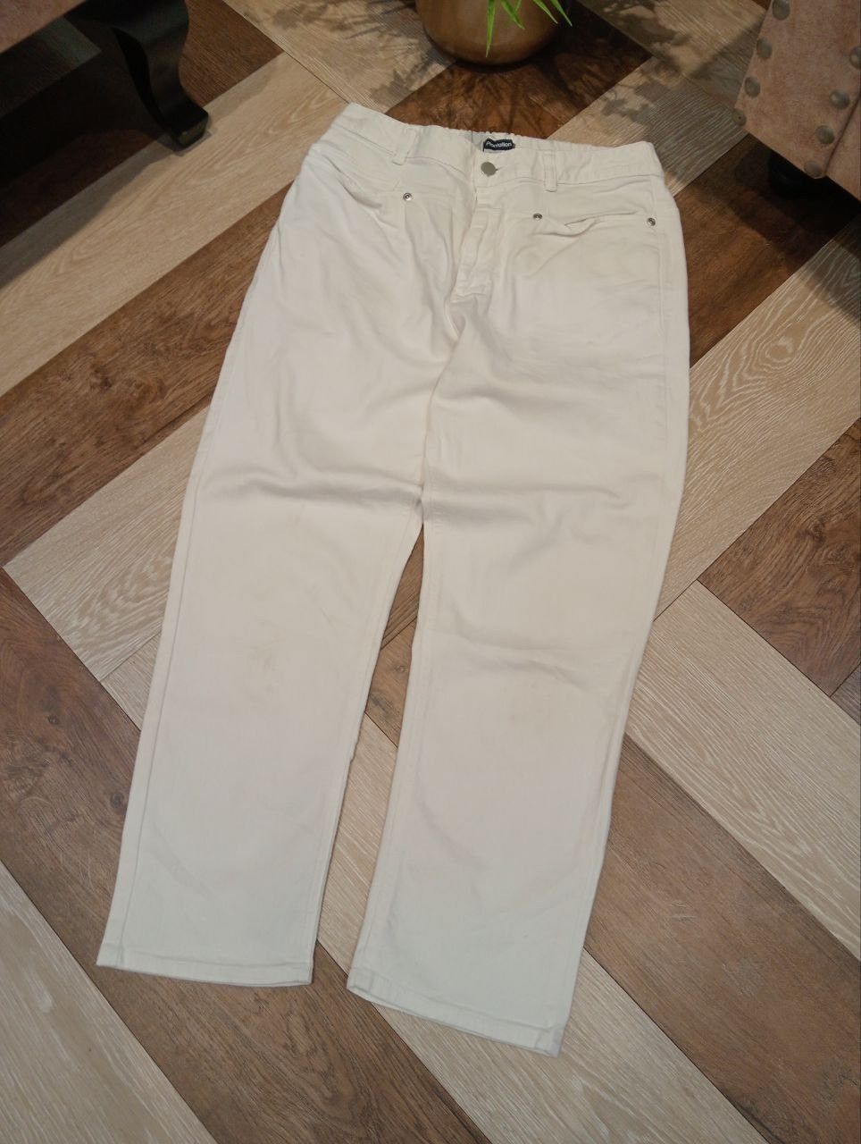 Issey Miyake ISSEY MIYAKE PLANTATION WHITE STRETCH PANTS Size 29" - 2 Thumbnail