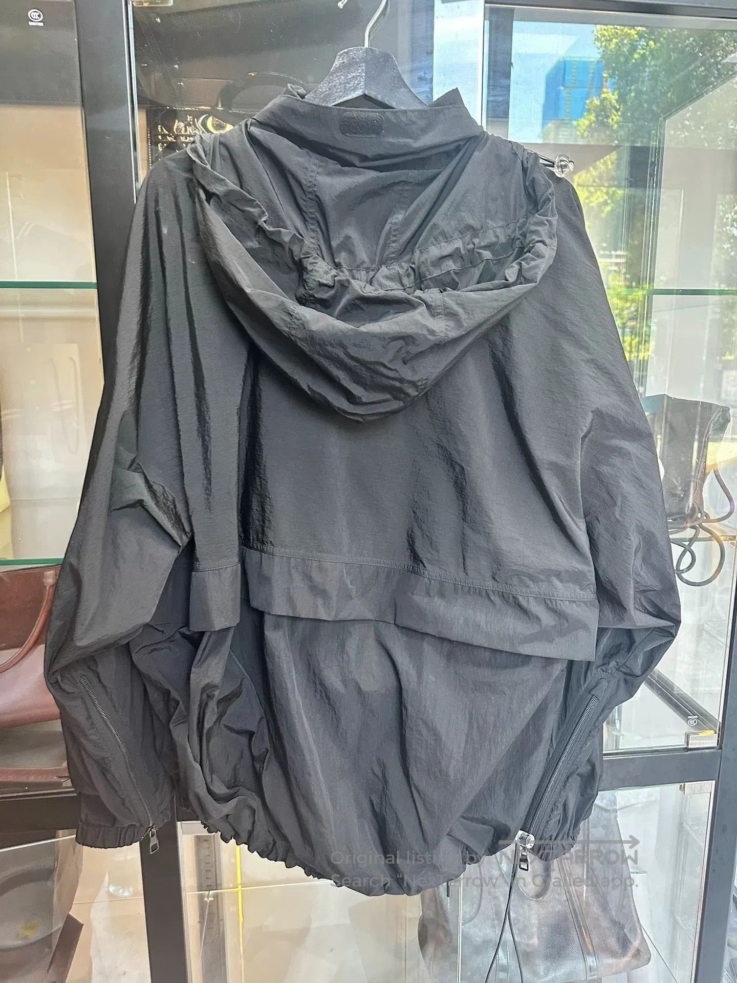 Louis Vuitton louis vuitton rainbow functional windbreaker. Size US L / EU 52-54 / 3 - 2 Thumbnail