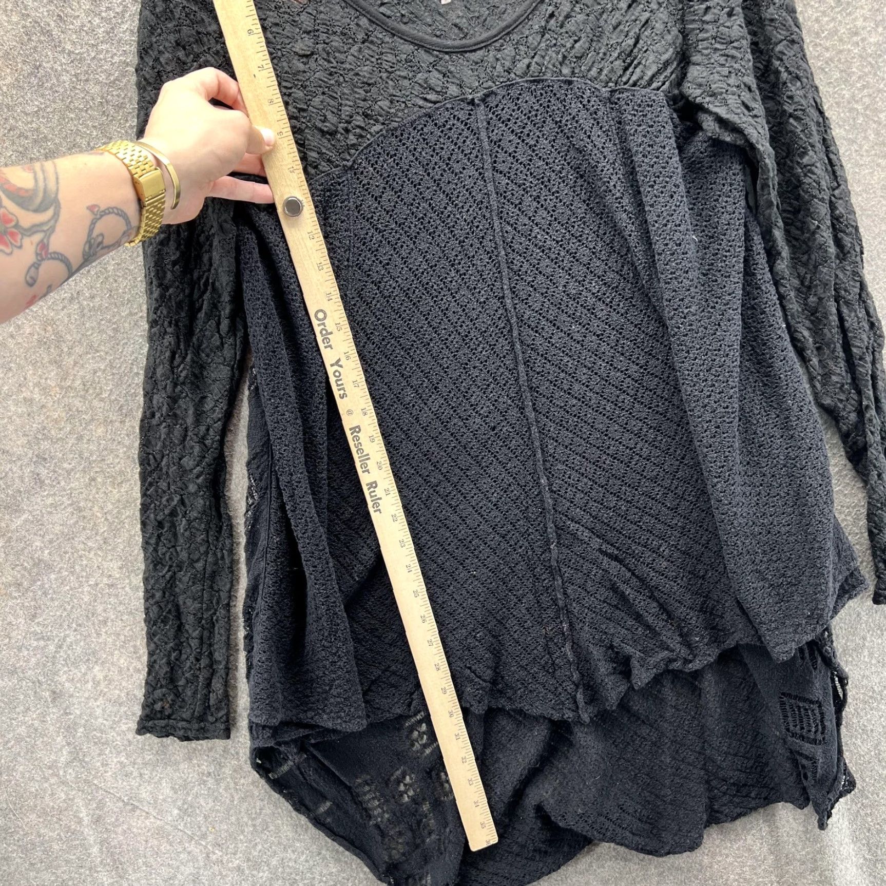 Free People Free People Womens Small Black Lace Knit Boho Long Sleeve Tunic User: Free People Womens Small Black Lace Knit Boho Long Sleeve Tunic Size S / US 4 / IT 40 - 6 Thumbnail