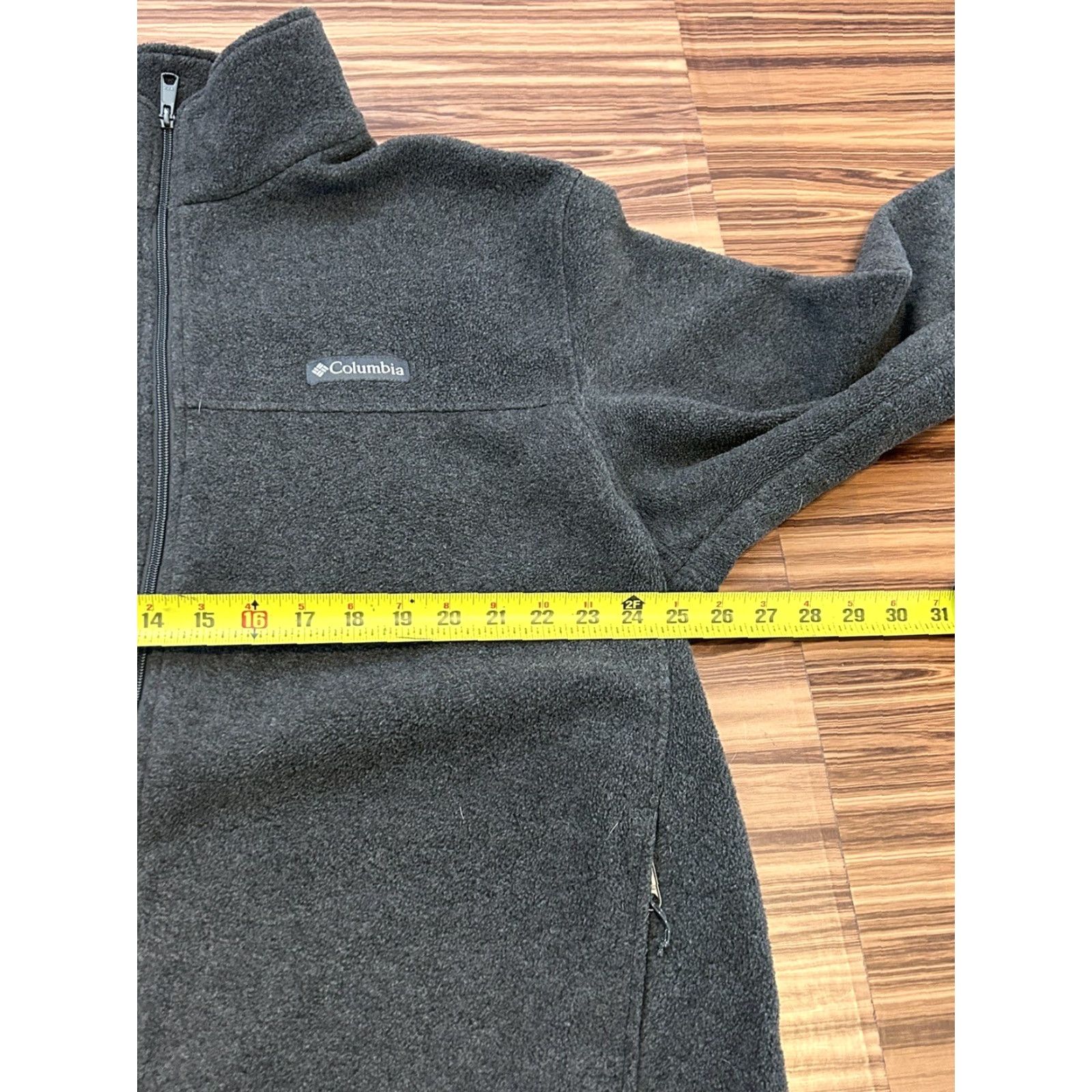 Vintage Columbia Fleece Jacket Men 2XL Gray Solid Full Zip Long Sleeves Pockets Long Sleeve Jacket Mens Fleece Jacket Winter Regular Size 2XL Size US XXL / EU 58 / 5 - 4 Thumbnail