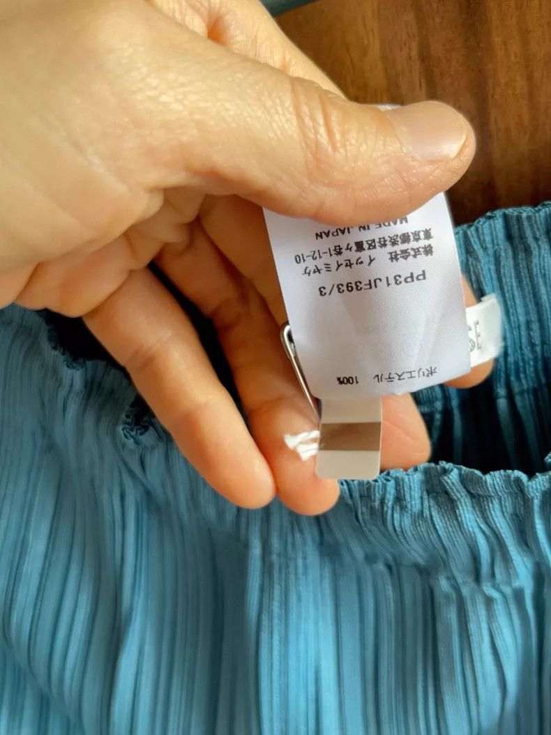 Issey Miyake Issey Miyake size:3 Blue pleated shorts Size 42" / US 20 - 4 Thumbnail
