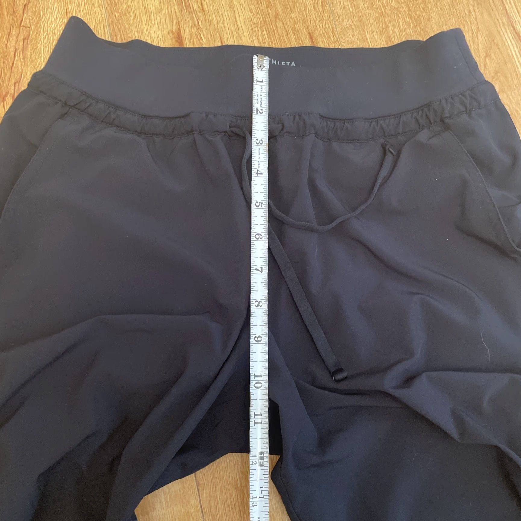 Athleta Athleta Womens Jogger Pants Attitude Pockets Drawstring Side Ruched Black Size 4, Activewear, Regular, Pants, Womens, Athleisure, Summer Size 27" / US 4 / IT 40 - 5 Thumbnail