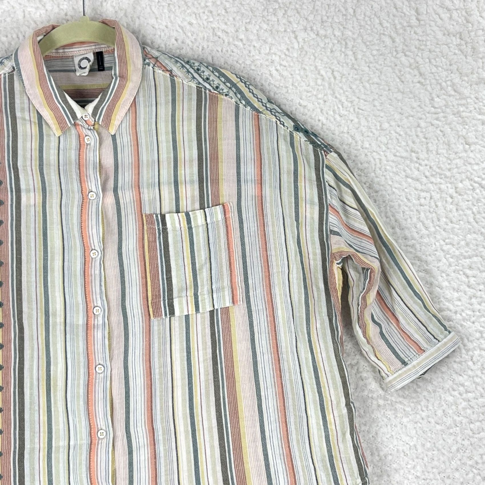 Anthropologie VINTAGE Akemi + Kin Oversized Shirt Womens XS Ivory Striped Button-Up Casual 3/4 Sleeve Pant? Size XS / US 0-2 / IT 36-38 - 4 Thumbnail