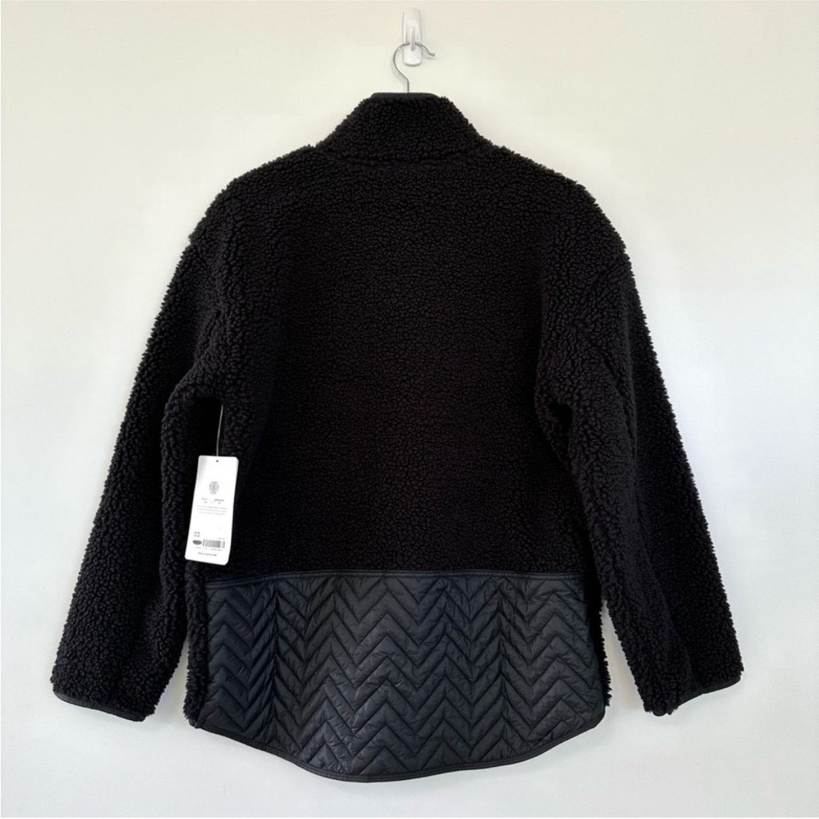 Athleta NEW ATHLETA Black Sherpa Teddy Coat Button Jacket Sweater Size L / US 10 / IT 46 - 11 Thumbnail