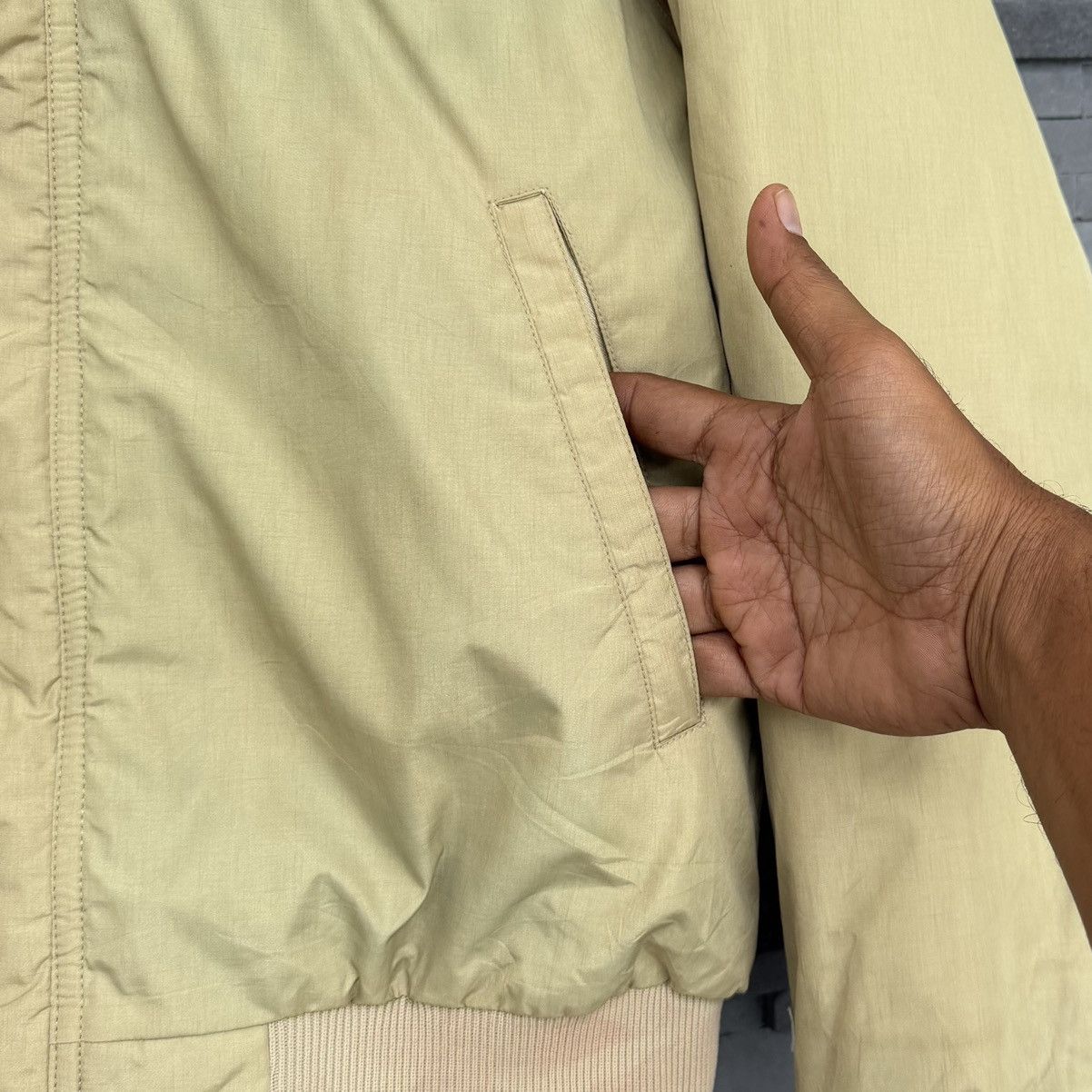 The North Face Vintage The North Face GoreTex Jacket Talon Zip Beige Bomber Size US M / EU 48-50 / 2 - 9 Thumbnail