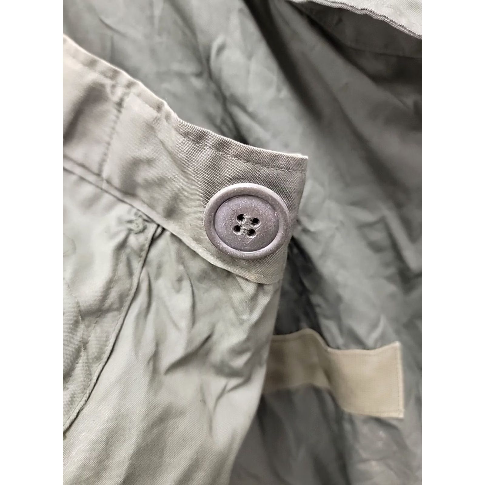 Vintage VINTAGE U.S. Military Army Extreme Cold Weather Fishtail Parka Jacket M Green Jacket Mens Parka USA Army Fishtail 90s Size US M / EU 48-50 / 2 - 5 Thumbnail