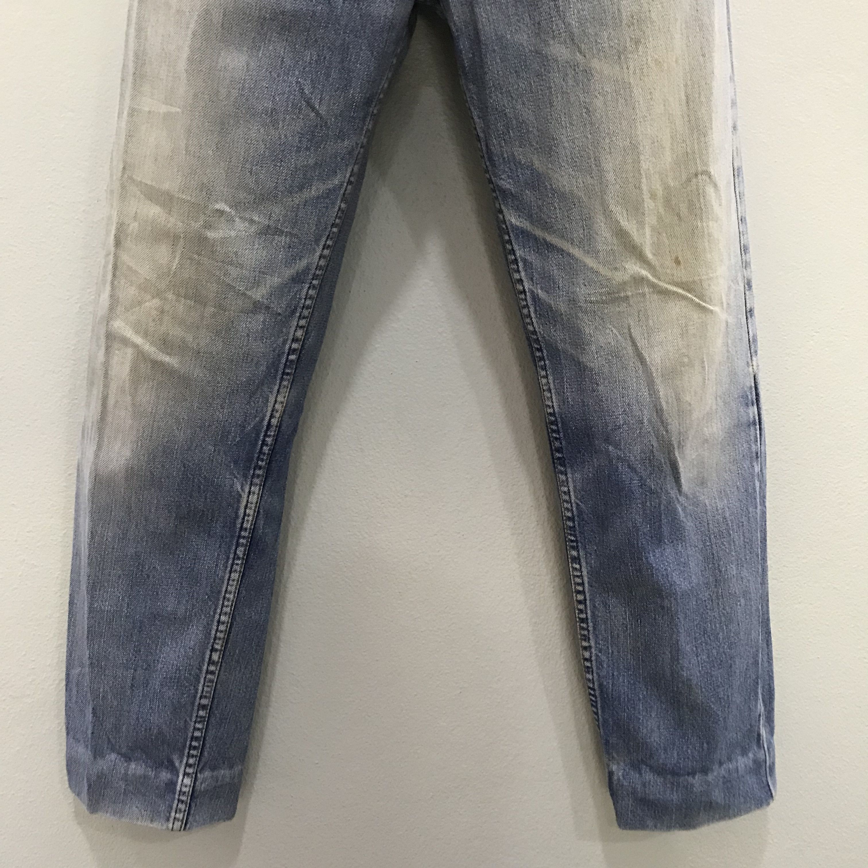 Levi's Vintage 90s Levi’s Jeans Light Wash Straight Leg Size US 30 / EU 46 - 4 Thumbnail