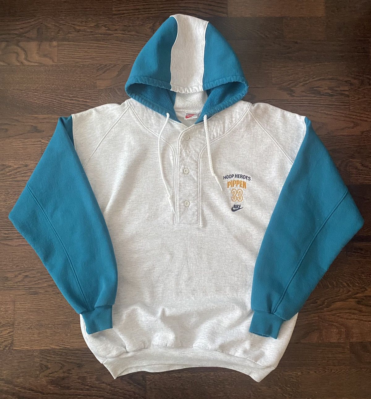 image of 1990’S Hoop Heroes Nike Hoodie in Grey, Men's (Size Medium)