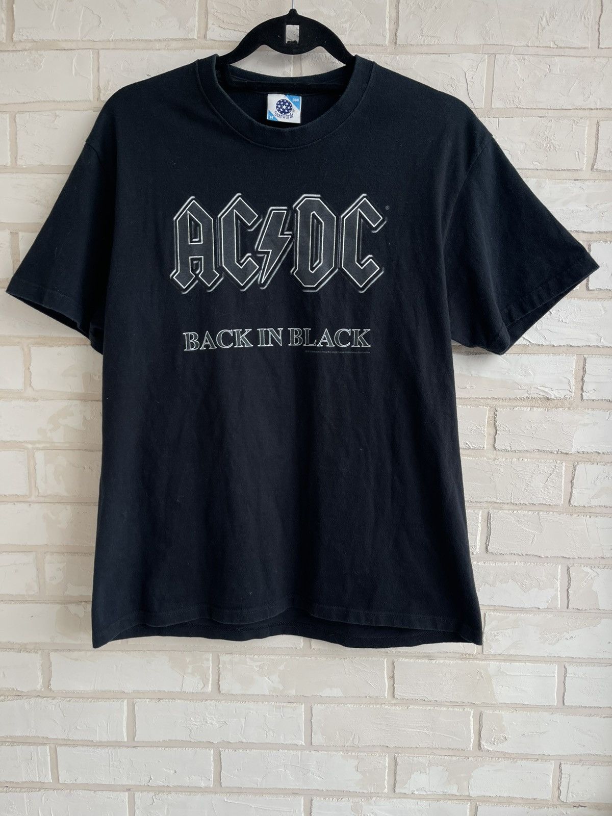 AC/DC × Band Tees Starworld AC/DC Back in Black 2010 Size US M / EU 48-50 / 2 - 1 Thumbnail