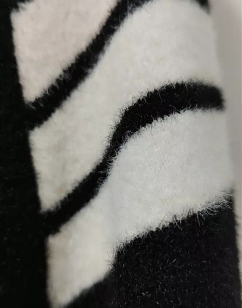 Other Givenchy L Size Cashmere Hooded Short Casual Jacket Size US L / EU 52-54 / 3 - 2 Thumbnail