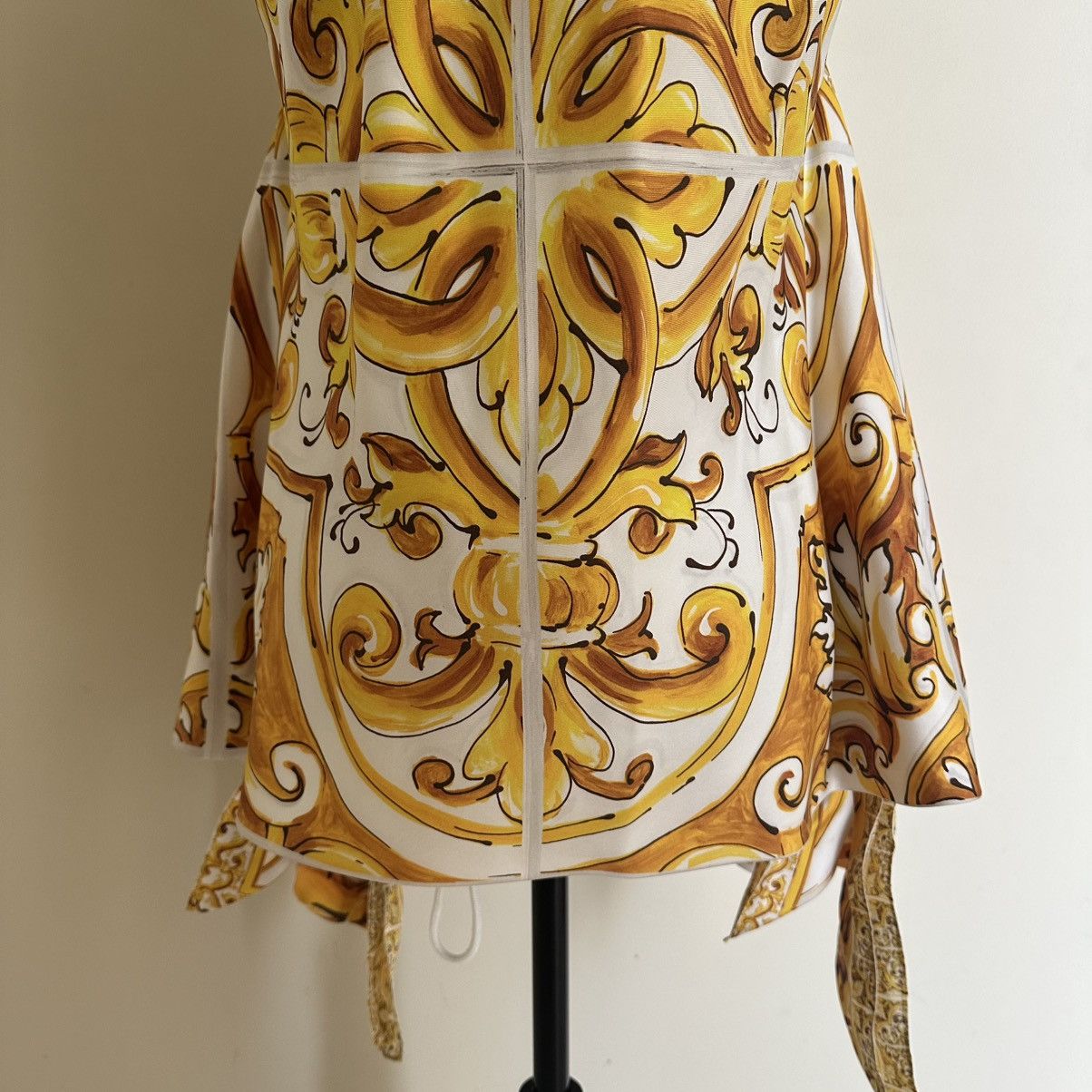 Dolce & Gabbana Dolce & Gabbana Majolica-print halterneck top Size M / US 6-8 / IT 42-44 - 16 Thumbnail