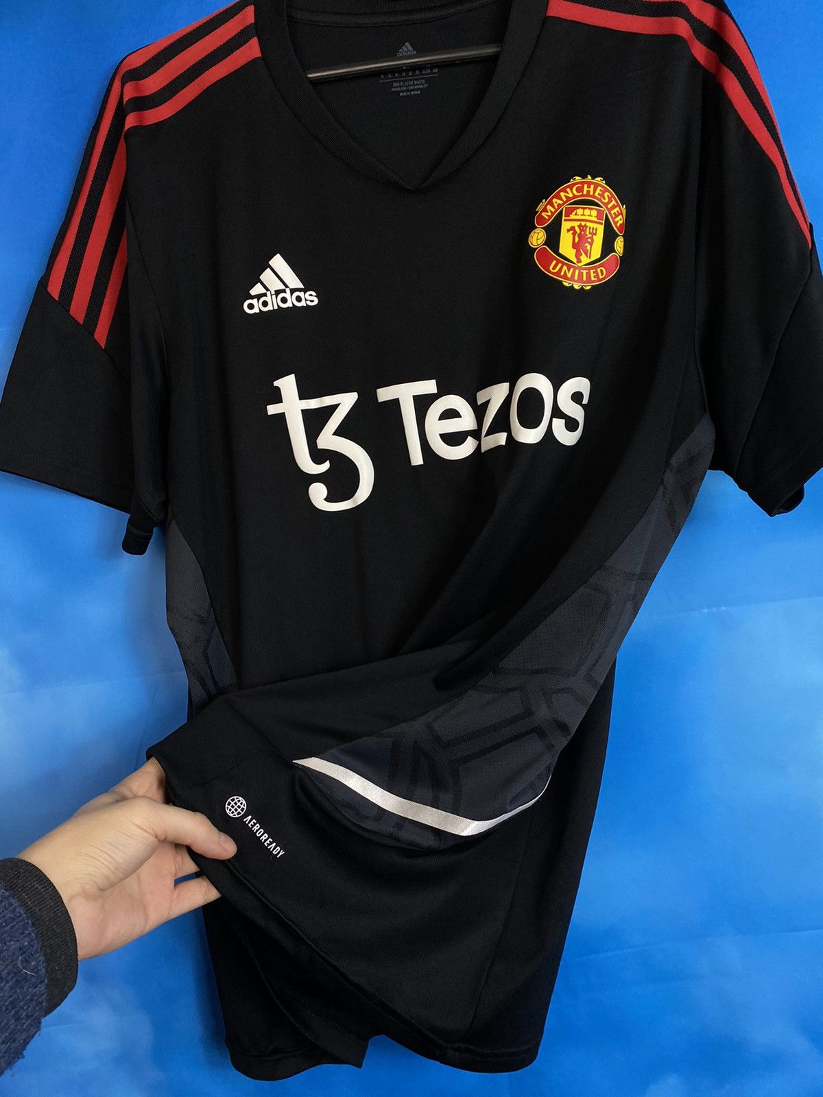 Adidas AW22 Adidas Manchester United soccer jersey England football Size US XL / EU 56 / 4 - 3 Thumbnail