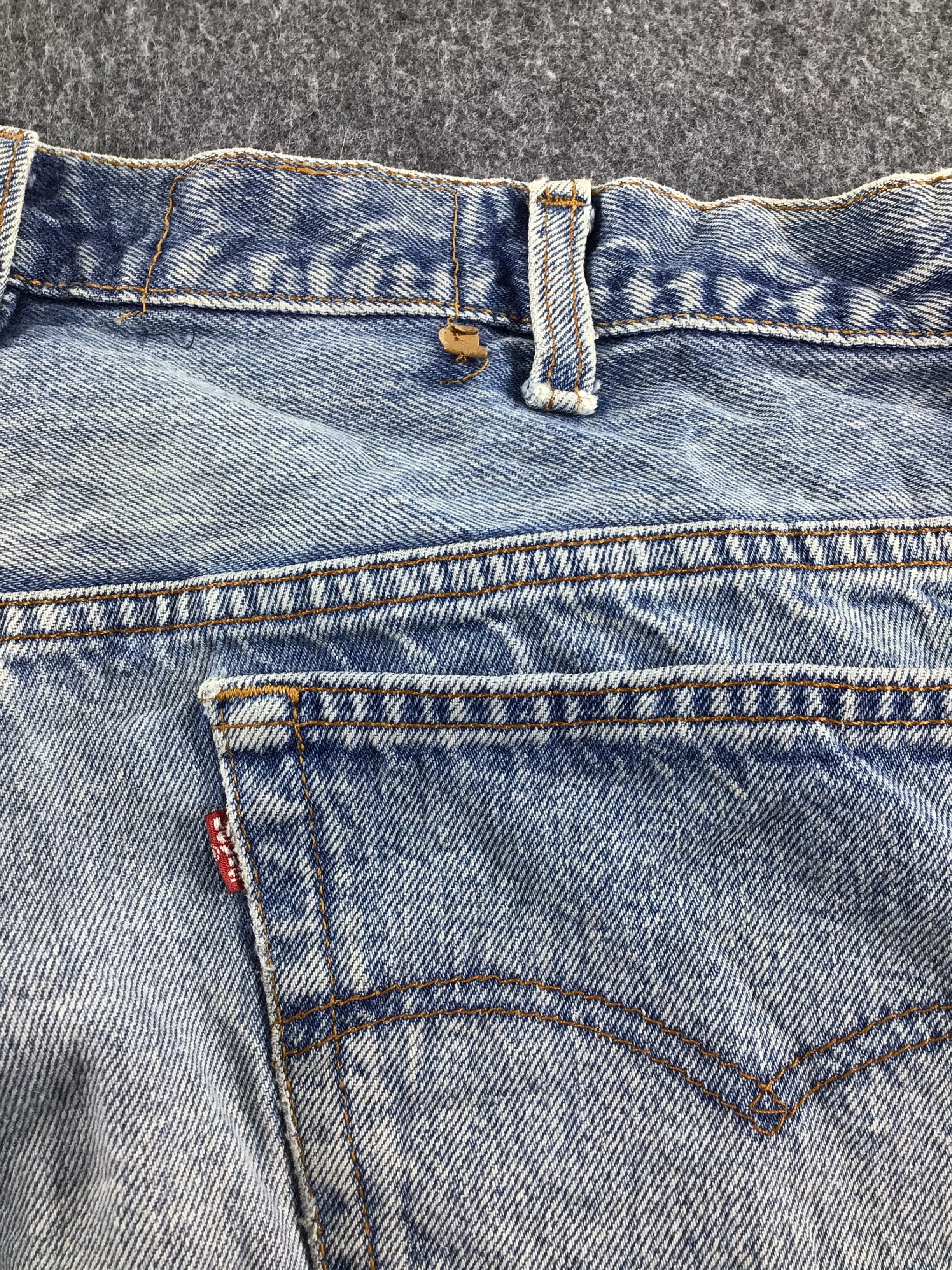 Levi's Vintage Levis 501 Jeans Faded Blue Jeans -J423 Size US 37 - 5 Thumbnail