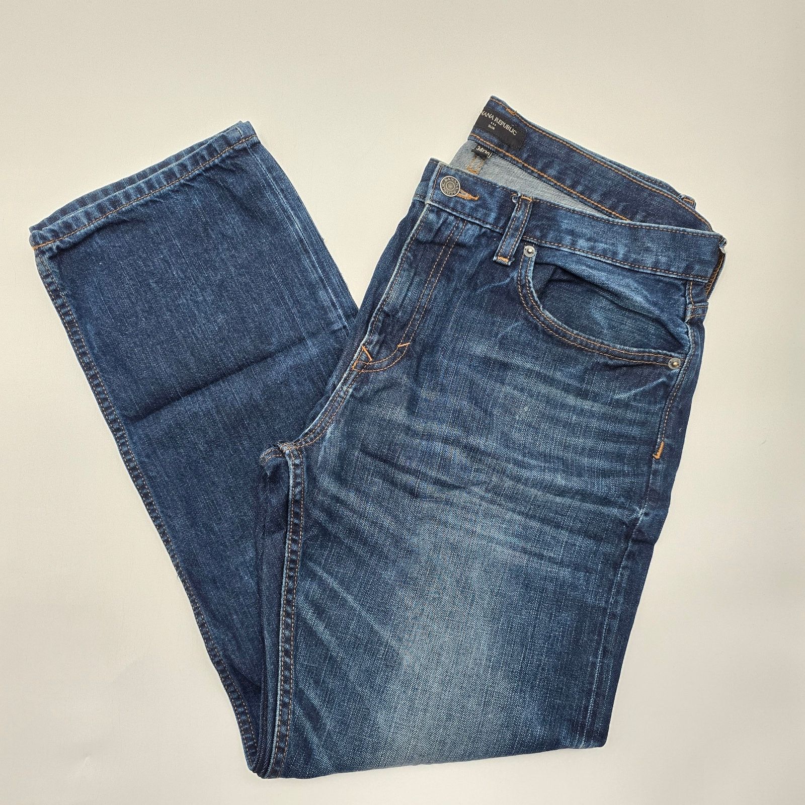 Banana Republic Banana Republic Blue Denim Jeans Pants Bottoms Men's 34x30 Size US 34 / EU 50 - 1 Thumbnail