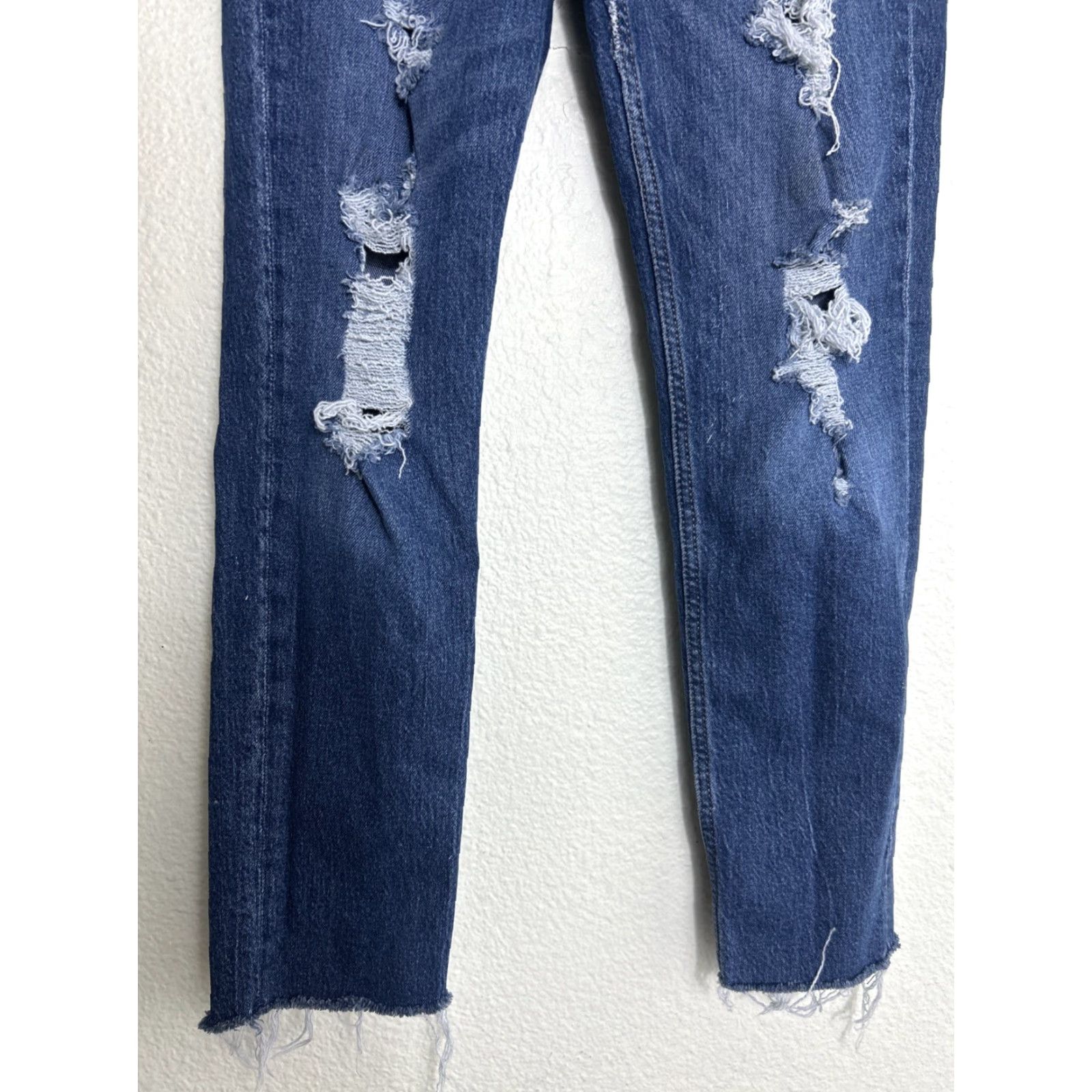 Vintage Aéropostale Jeans Womens 00 Medium Wash Distressed Mom Blue 24X28 Mens? Size 40" / US 18 - 2 Thumbnail