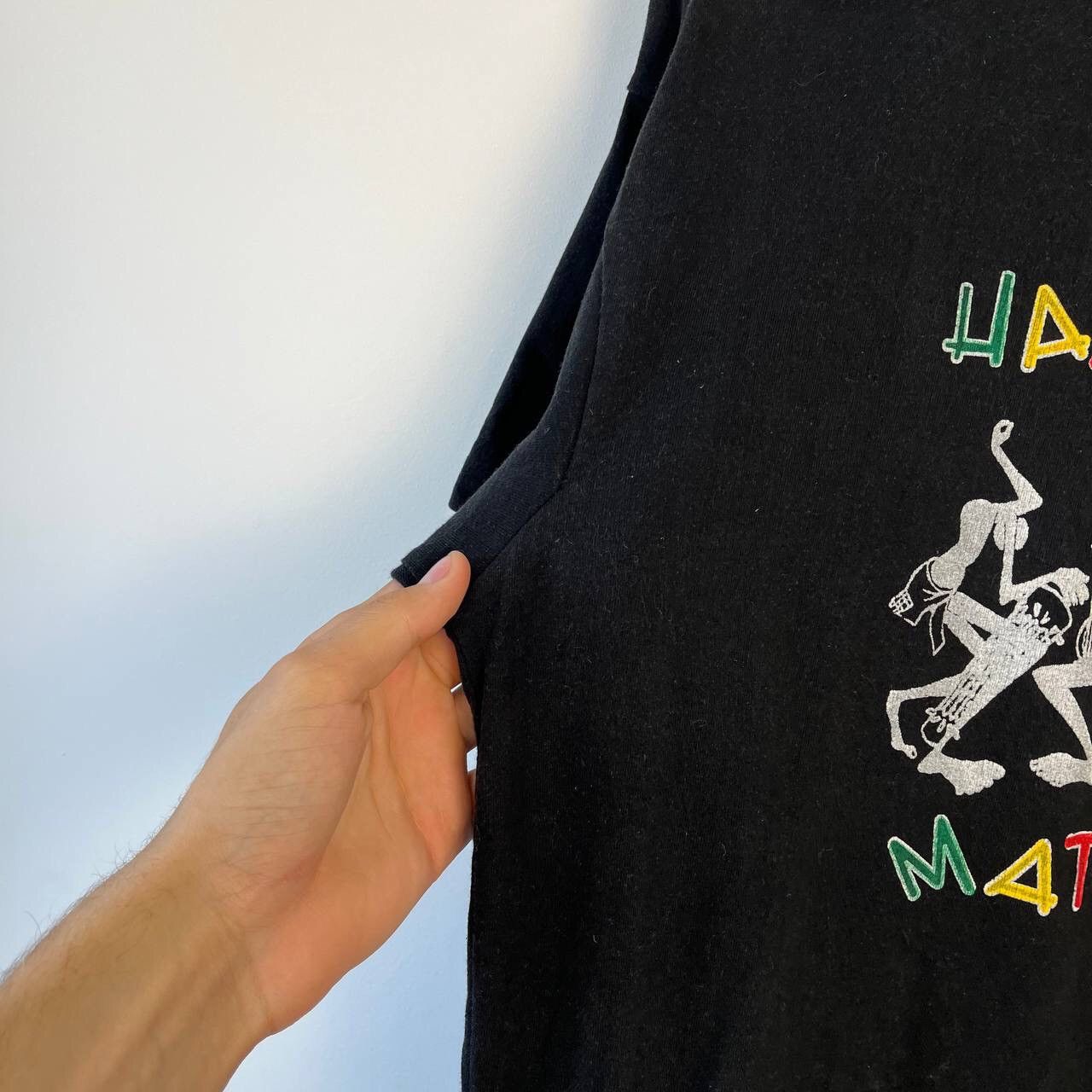 Vintage Vintage 90s Hakuna Matata Uganda T-Shirt Men's Size M Size US M / EU 48-50 / 2 - 9 Thumbnail