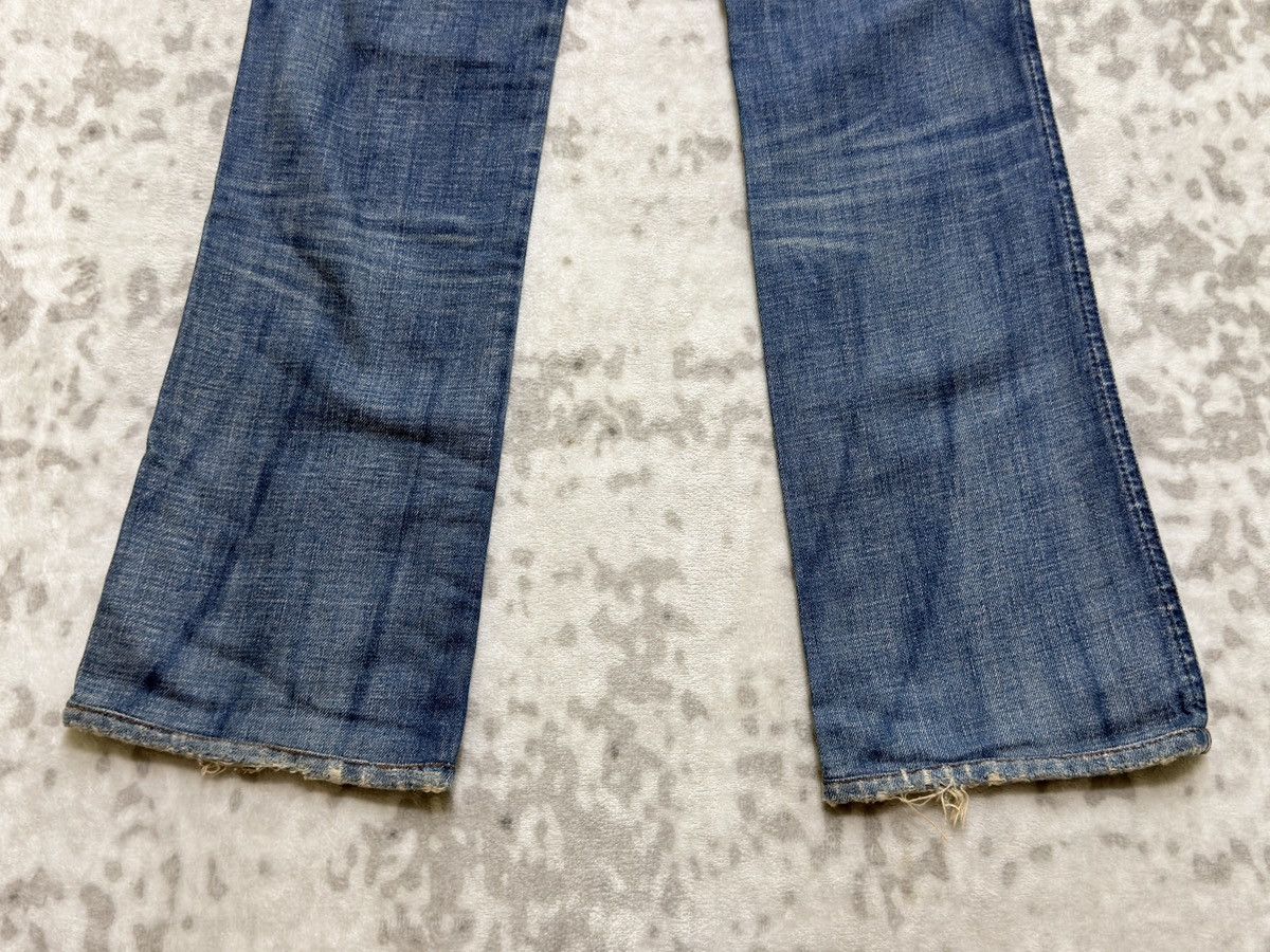 Diesel Diesel Bootcut Y2K Low Rise Distressed Light Wash Denim Size US 28 / EU 44 - 14 Thumbnail