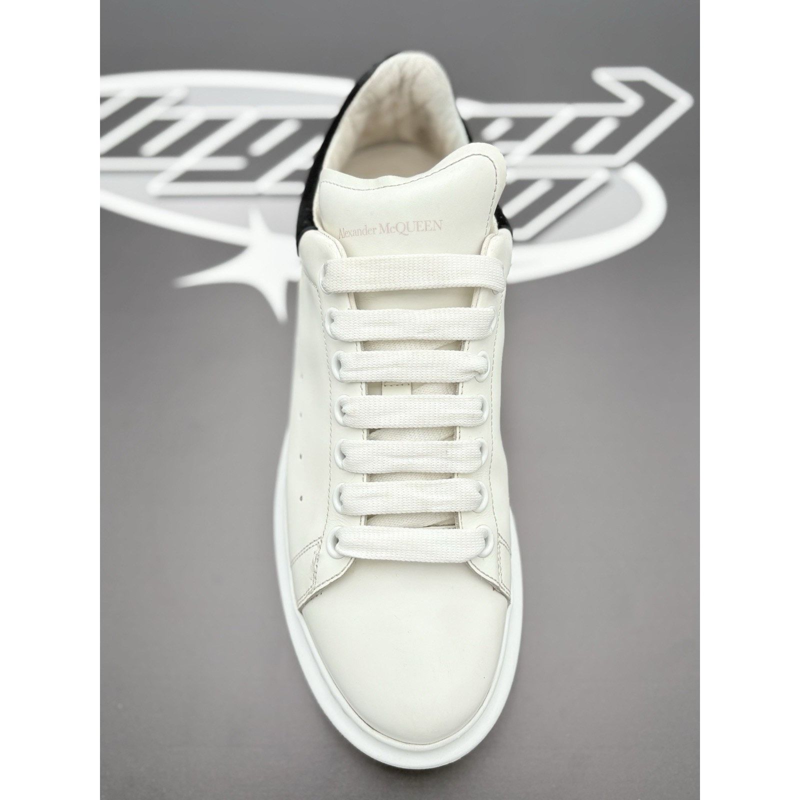 Alexander McQueen Alexander McQueen ' White Black ' | GREAT CONDITION! Size US 8 / EU 41 - 5 Thumbnail