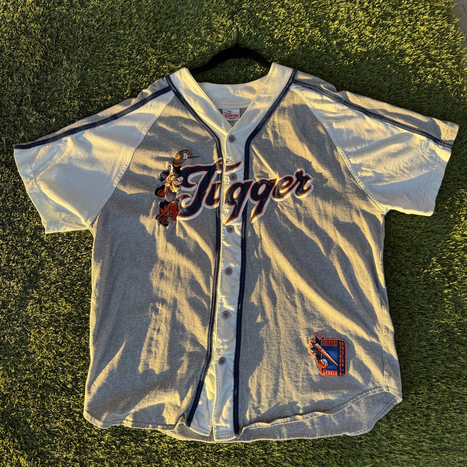 Disney 90s The Disney Store Tigger Baseball Jersey Size US L / EU 52-54 / 3 - 1 Thumbnail