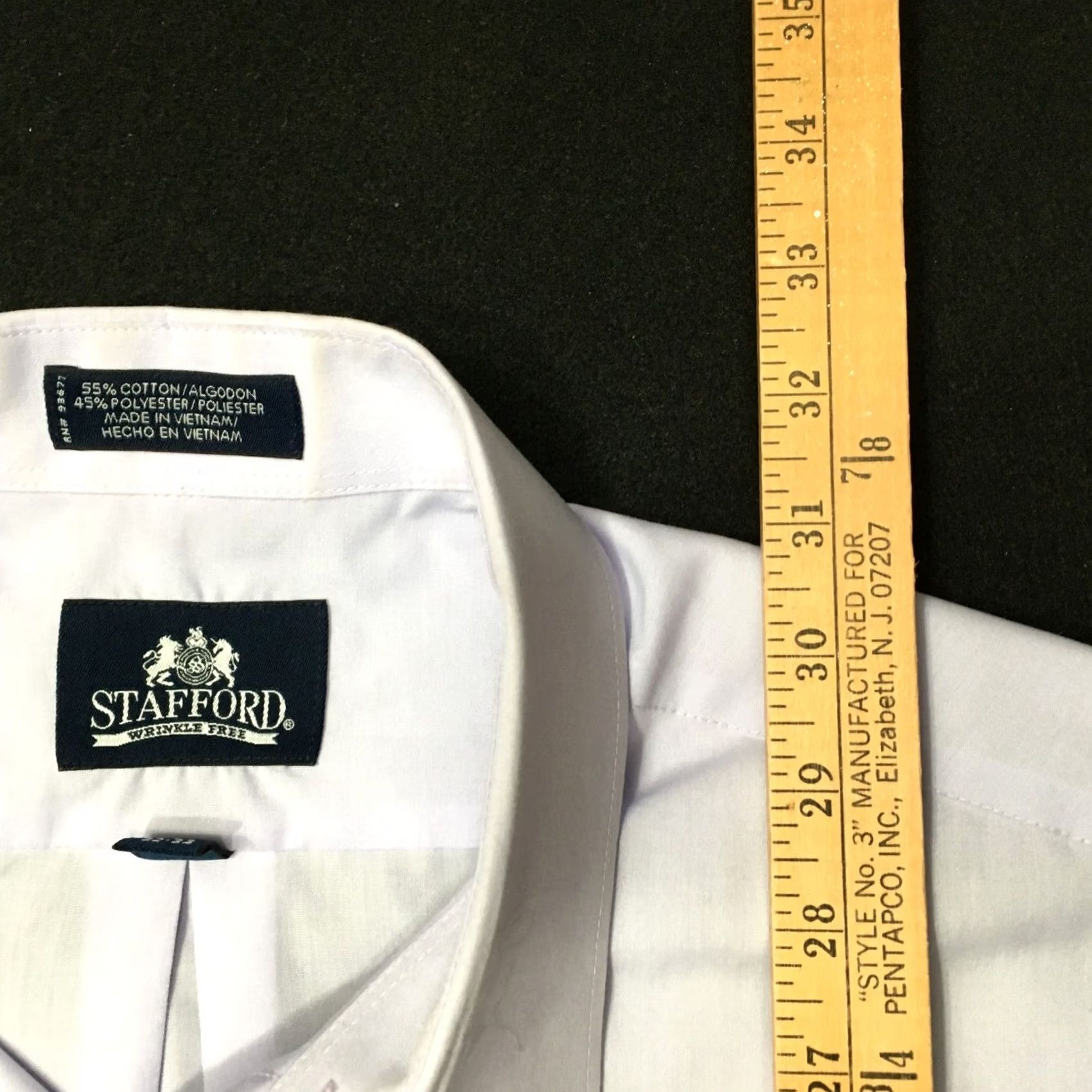 Stafford Stafford Shirt Mens 16 32-33 Wrinkle Free Button Down light colored lavender Size US L / EU 52-54 / 3 - 7 Thumbnail