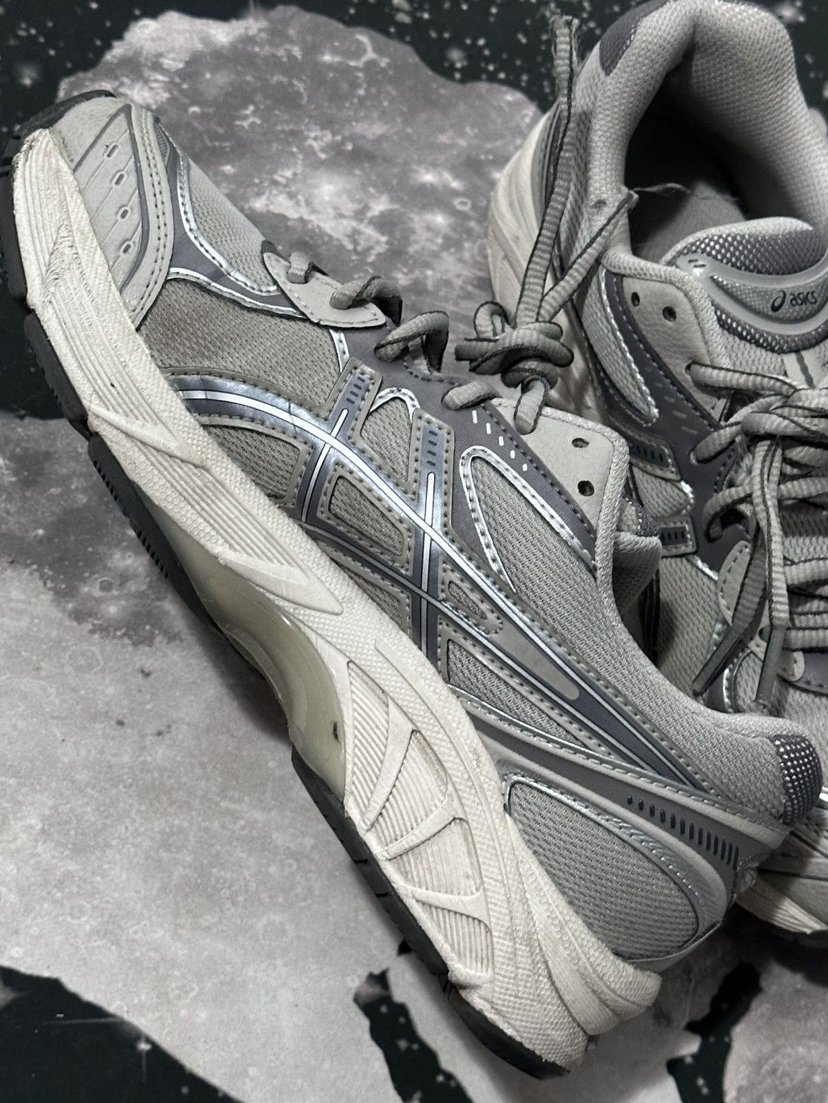 Asics Asics GT-2160 Oyster Grey Carbon Sneakers Size US 5.5 / EU 38 - 4 Thumbnail