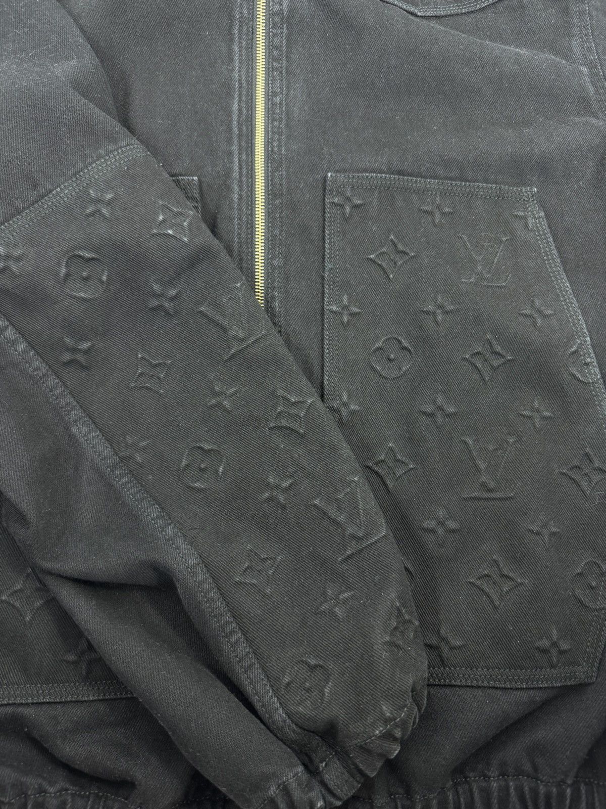 Louis Vuitton MONOGRAM DETAILED ZIP UP DENIM JACKET Size US XL / EU 56 / 4 - 3 Thumbnail