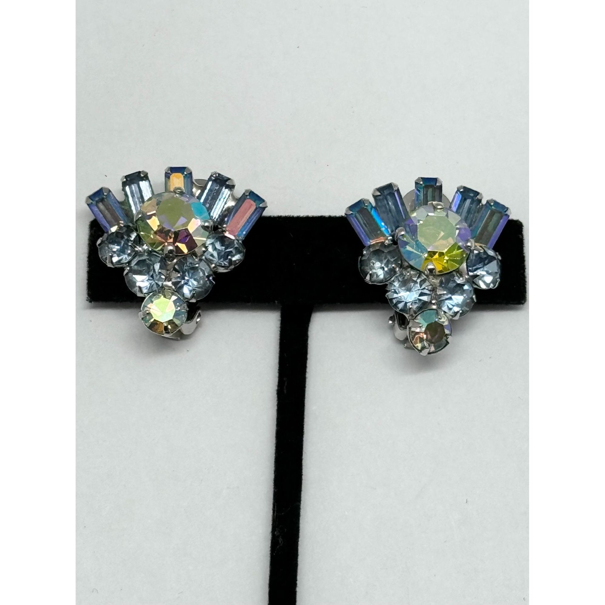 Vintage Vintage Weiss glass Rhinestone earrings Size ONE SIZE - 2 Thumbnail