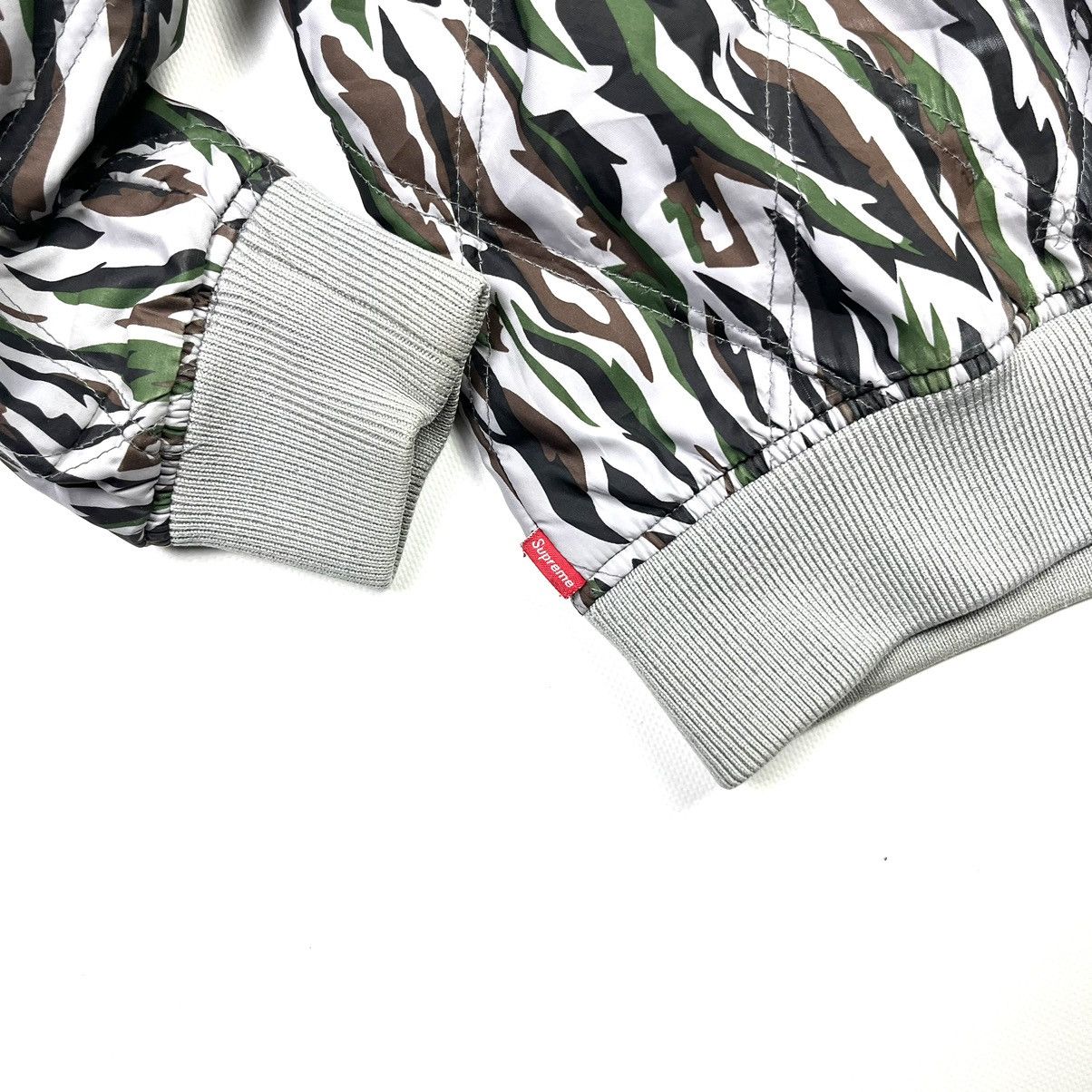 Supreme × Vintage Supreme Poly Diamond Quilted Hooded Jacket Camo Size US M / EU 48-50 / 2 - 6 Thumbnail