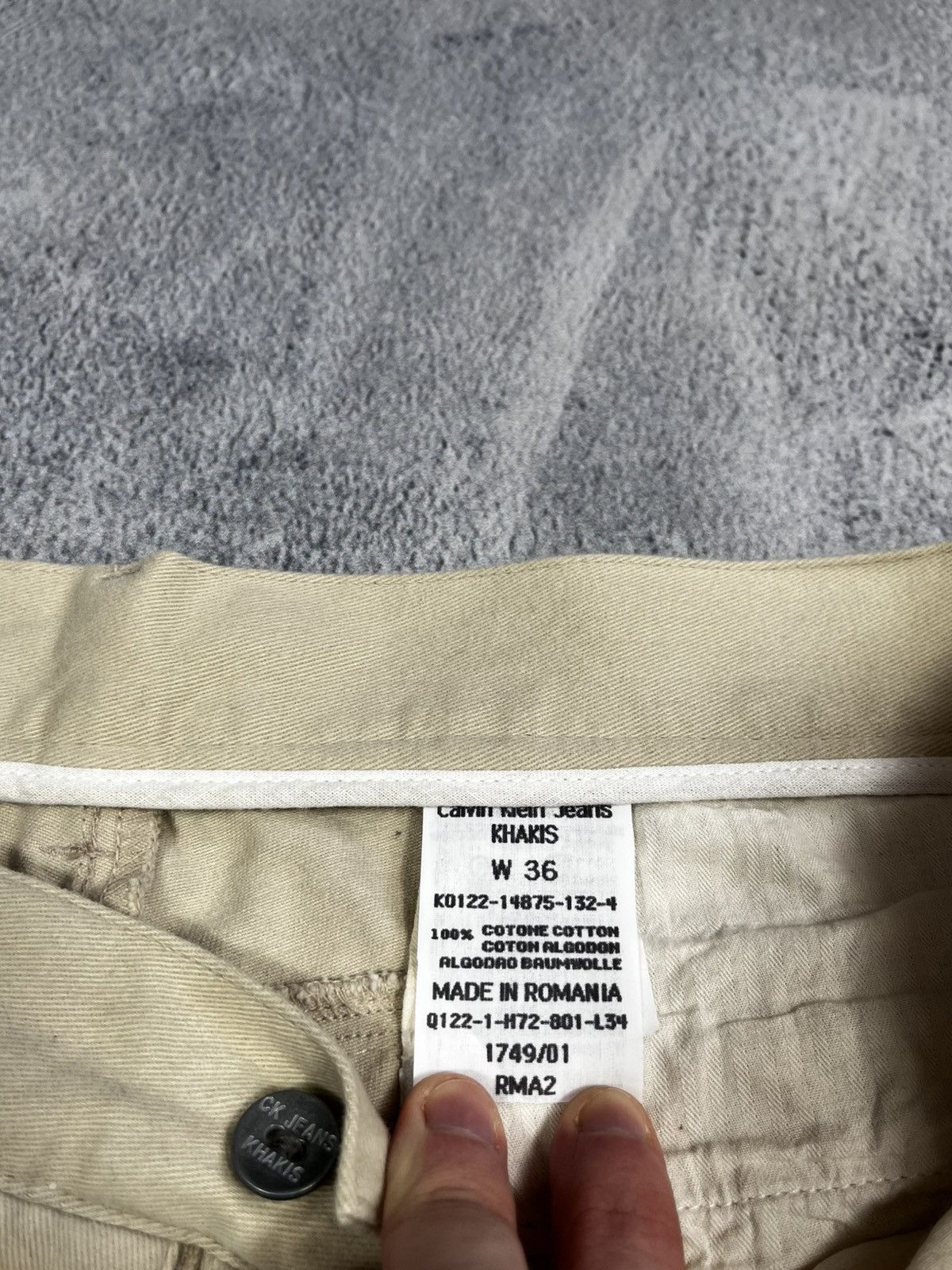 Calvin Klein × Vintage Vintage 90s Calvin Klein beige chinos pants streetwear 36 Size US 36 / EU 52 - 9 Thumbnail