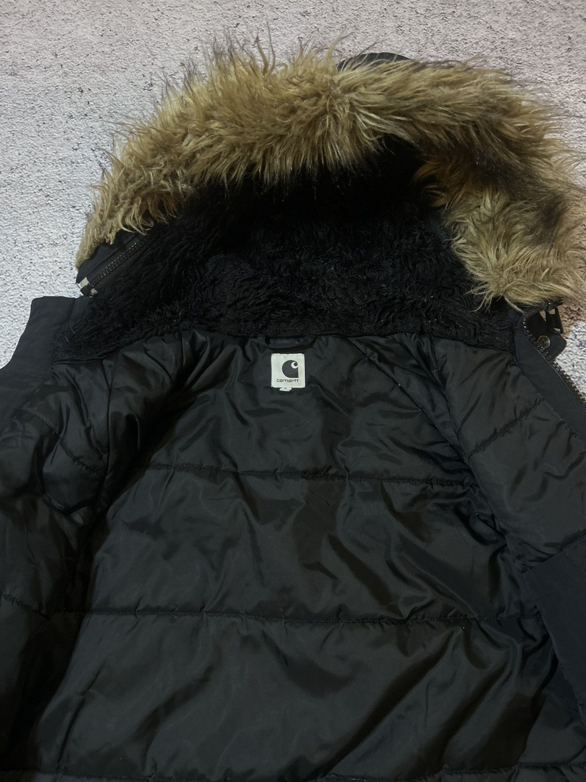 Carhartt Carhartt WIP W’ Anchorage Parka Black – Fur Hood – Size S Size US S / EU 44-46 / 1 - 7 Thumbnail