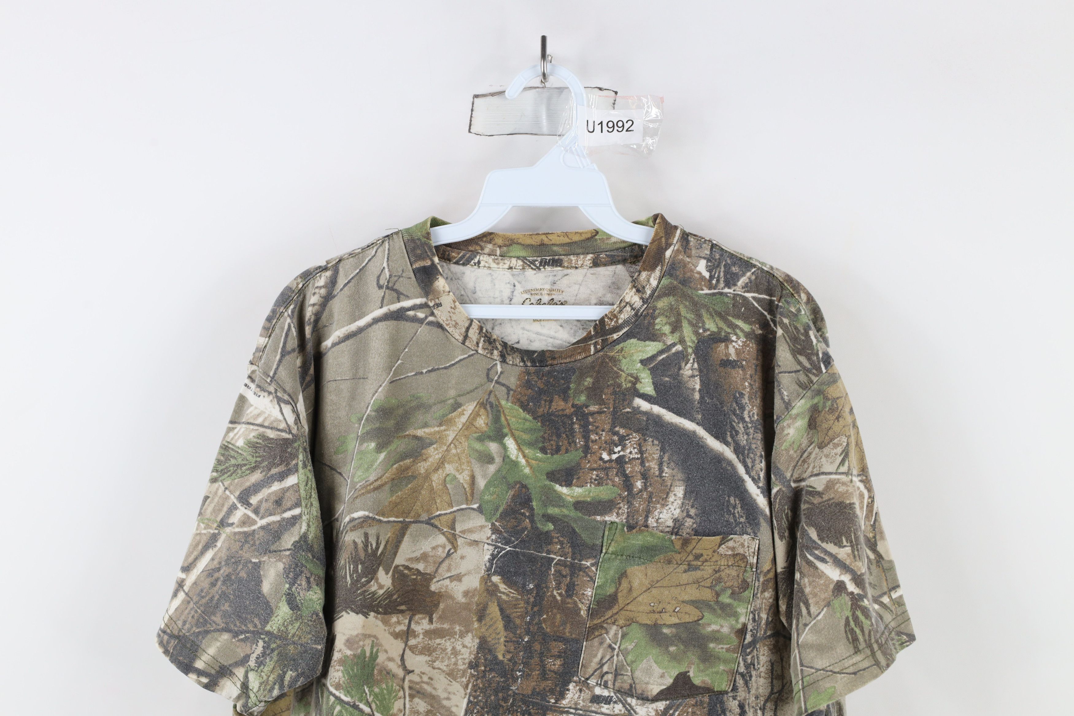 Cabelas Vintage Y2K Cabelas Camouflage Short Sleeve Pocket T-Shirt Size US L / EU 52-54 / 3 - 2 Thumbnail