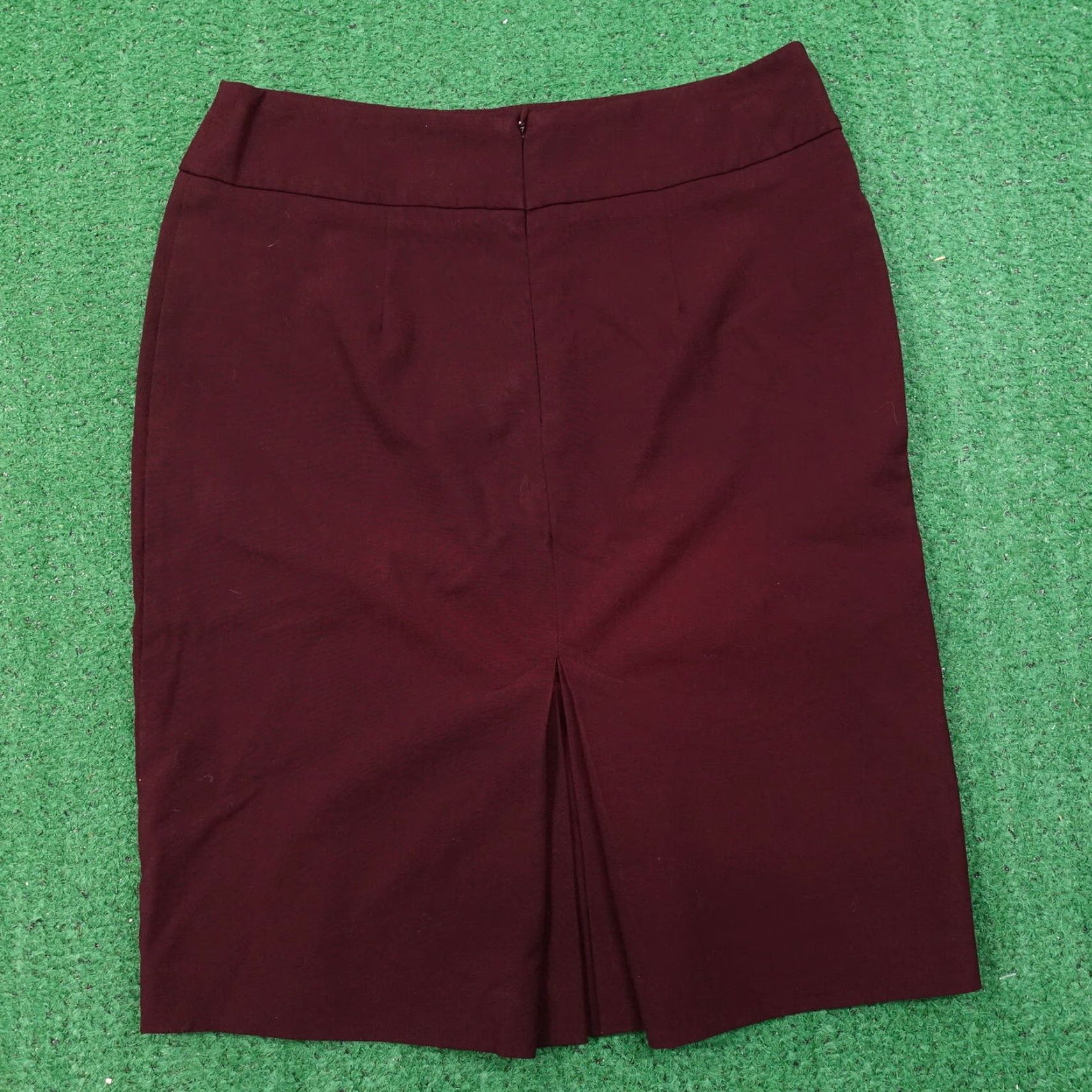 Vintage Vintage New York & Company Stretch Pencil Skirt Women’s Size 4 Burgundy Solid Midi Workwear Size 27" / US 4 / IT 40 - 3 Thumbnail