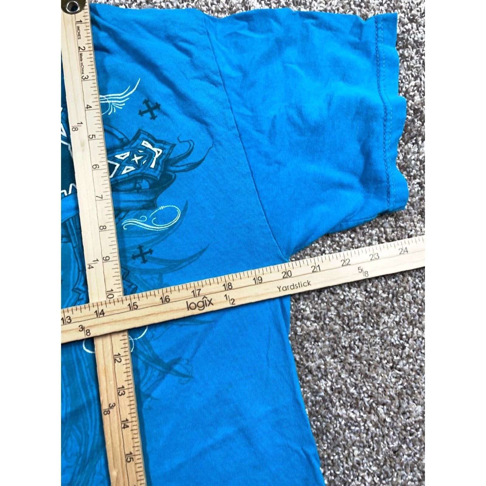 Vintage VINTAGE Y2K Retro Tribal Wings Cross Print T-Shirt Adult Medium Blue Cotton Graphic Tee 2000s Mens Size US M / EU 48-50 / 2 - 6 Thumbnail