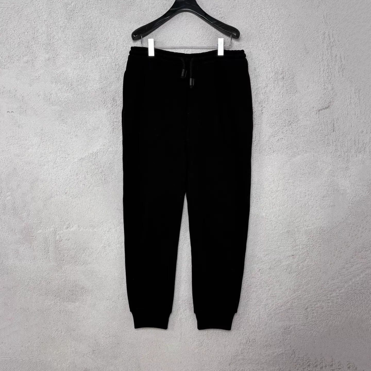 Loewe LOEWE black knit track pants M embroidered logo drawstring Size US 32 / EU 48 - 1 Thumbnail