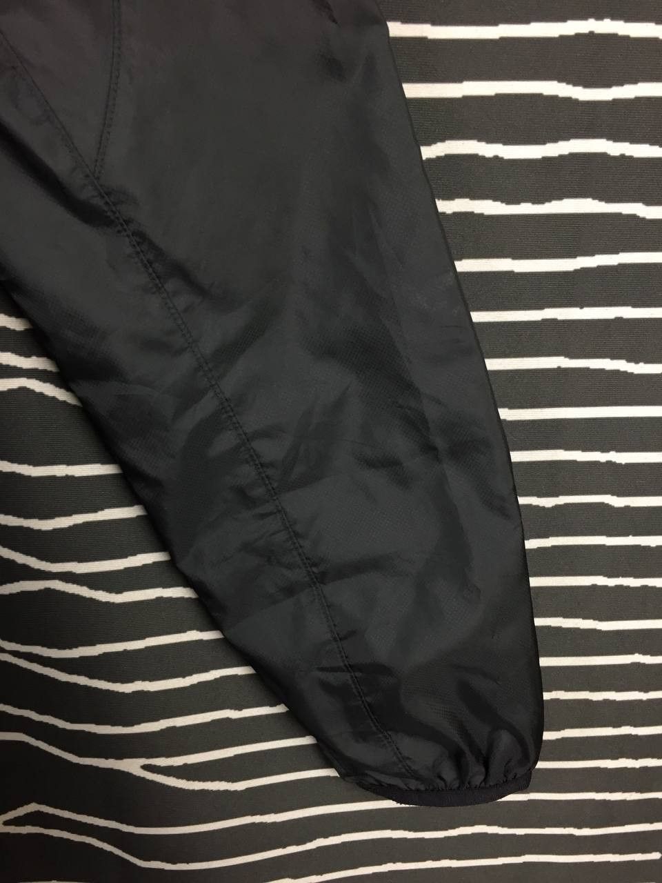 Mizuno Vtg Mizuno Ignitus Pullover Windbreaker Training Jersey Size US L / EU 52-54 / 3 - 9 Thumbnail