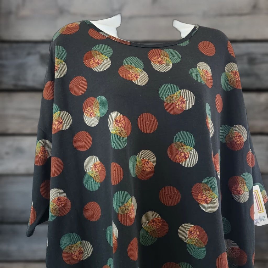 Vintage LuLaRoe Irma Top Shirt Womens Large Black Green Circles Short Sleeve T-Shirt Casual Geometric 90s? Size L / US 10 / IT 46 - 1 Thumbnail
