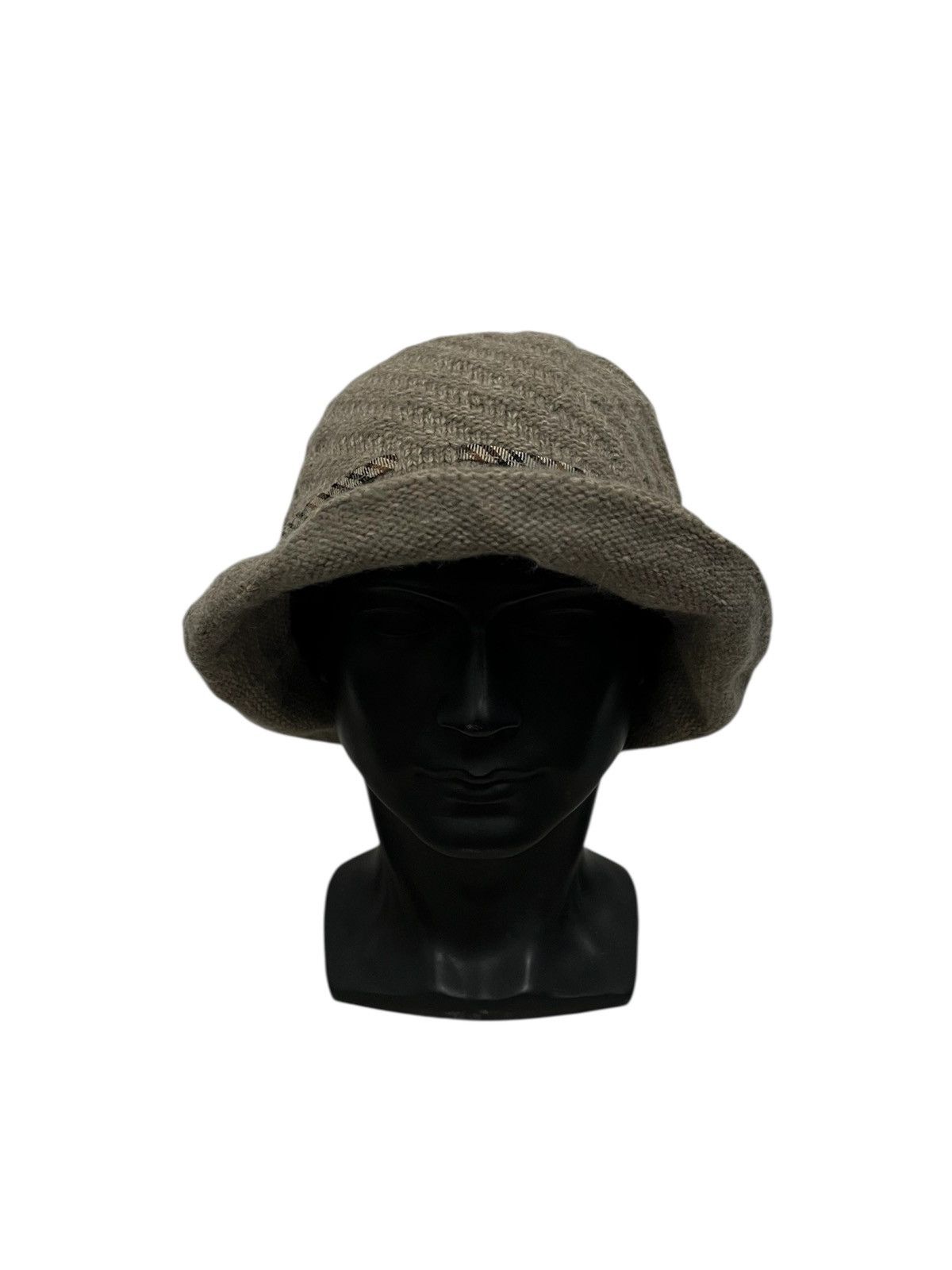 Daks London Bucket Hat