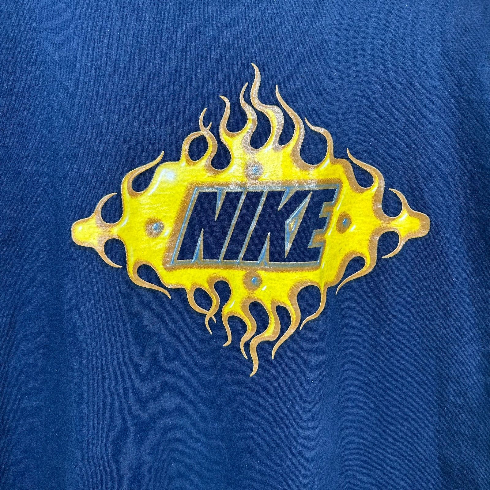 Nike Y2K Nike Flames Double-Sided Streetwear Graphic Tee Small Size US S / EU 44-46 / 1 - 3 Thumbnail