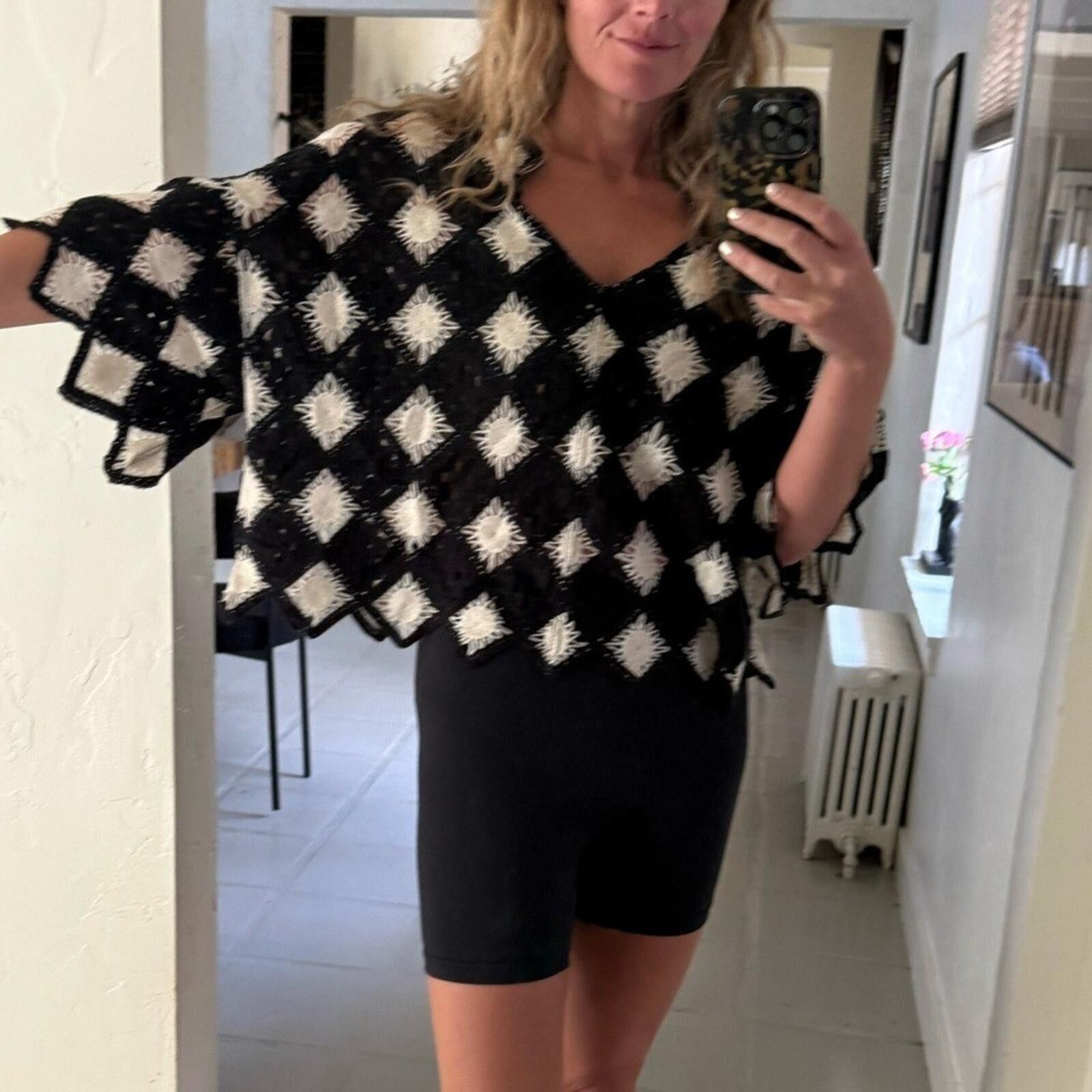 Free People NWOT Free People Beach Crochet Diamond Black Ivory XS/S Size S / US 4 / IT 40 - 10 Thumbnail